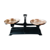 Scale 2 kg in brass and metal