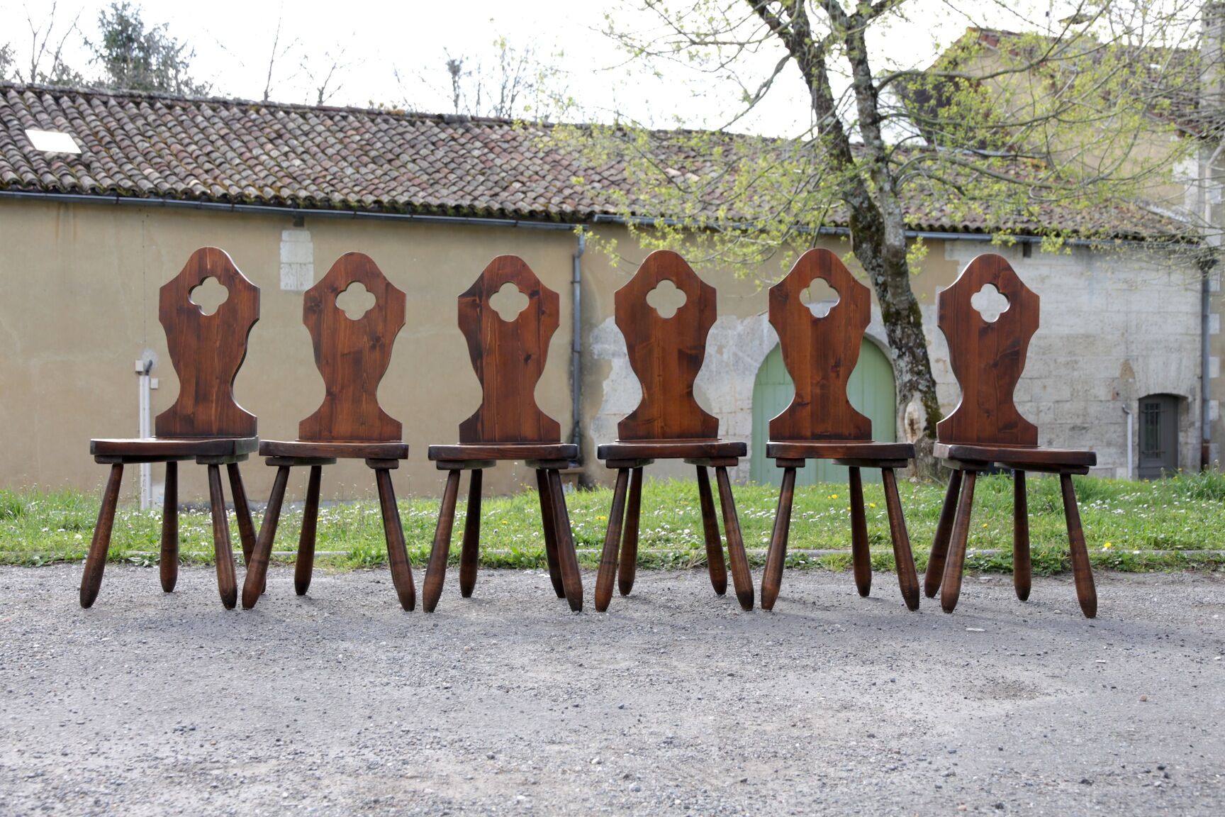 Série de six chaises brutaliste