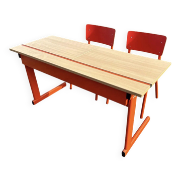 Bureau d'écolier double vintage orange avec ses 2 chaises assorties