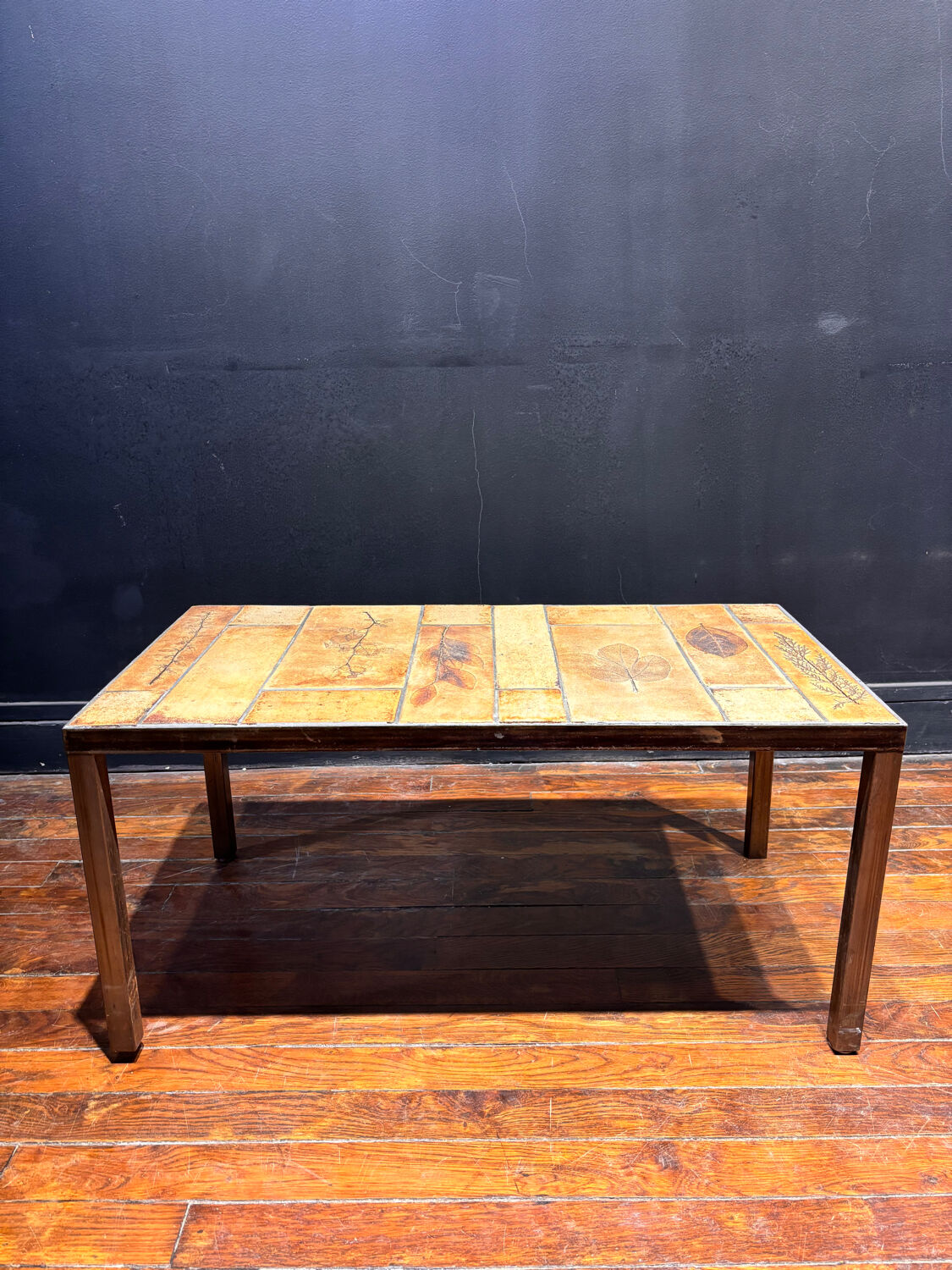 Roger Capron coffee table – Iconic design from the 1970s