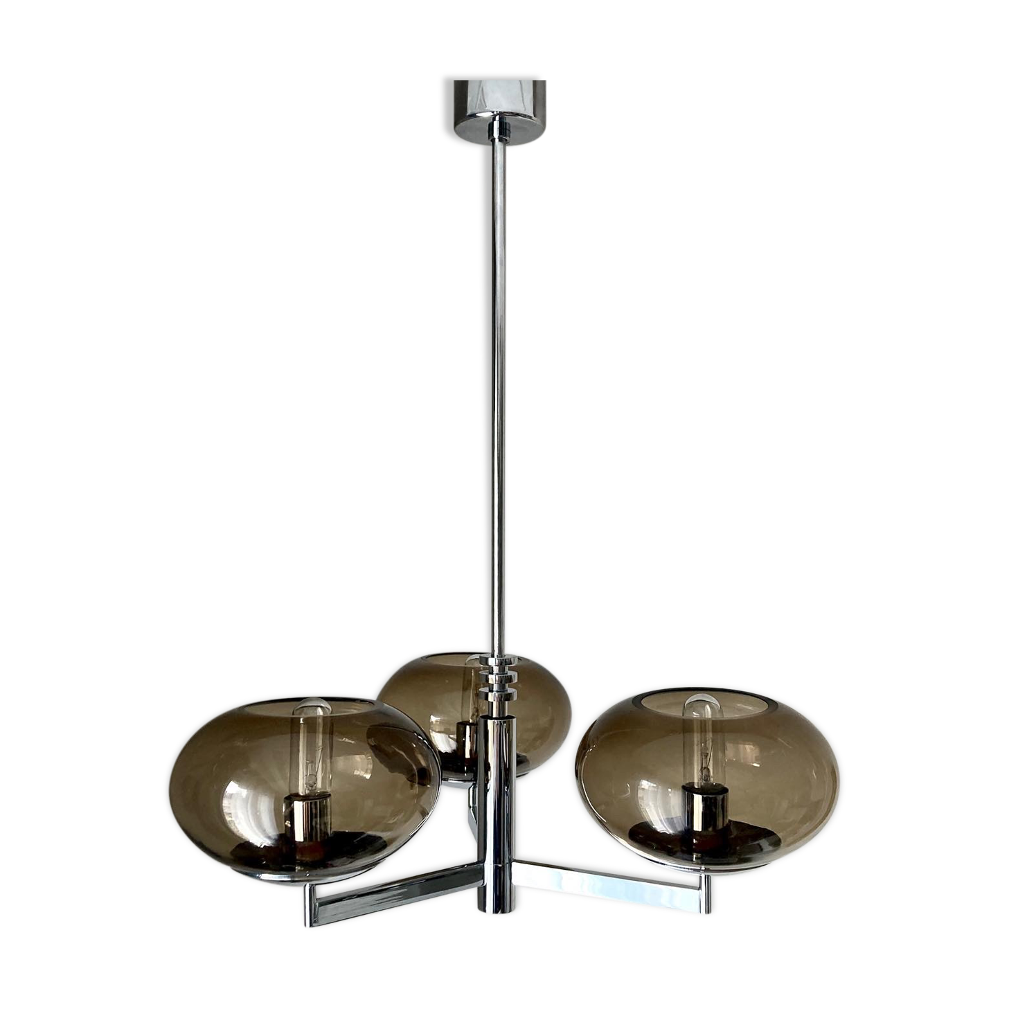 Chandelier Sciolari chrome and smoked glasses 3 lights. 1970