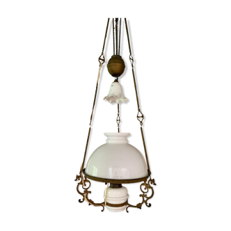 Suspension kerosene lamp