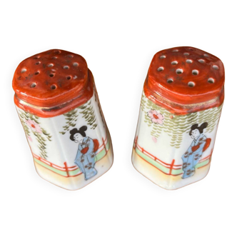 Japanese salt and pepper shaker