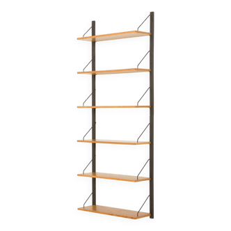 Scandinavian modular oak shelving system, 1960s
