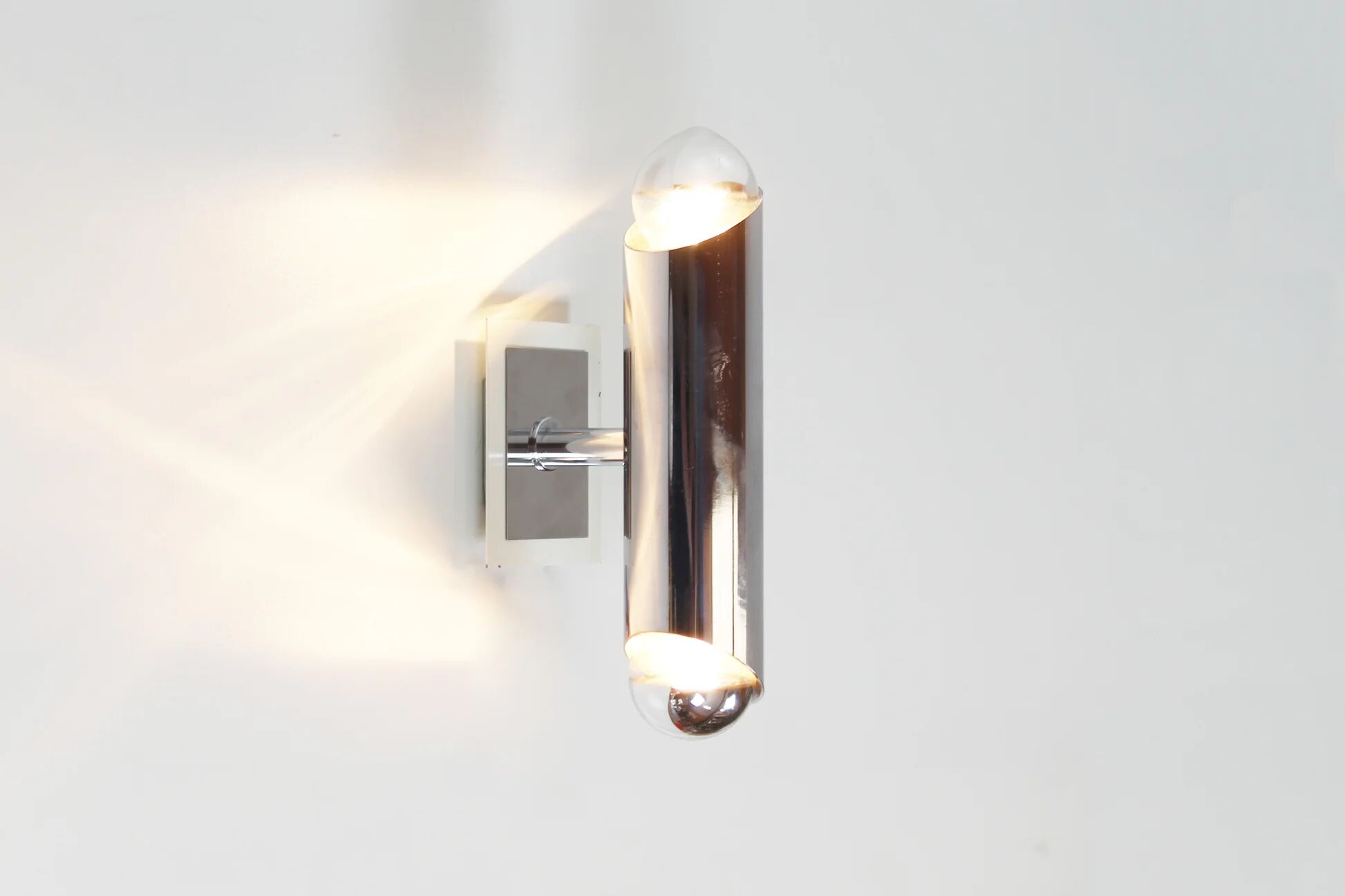 Set of chrome wall lamps in the style of Sciolari