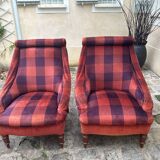 Set of two armchairs and its velvet checkerboard pouf