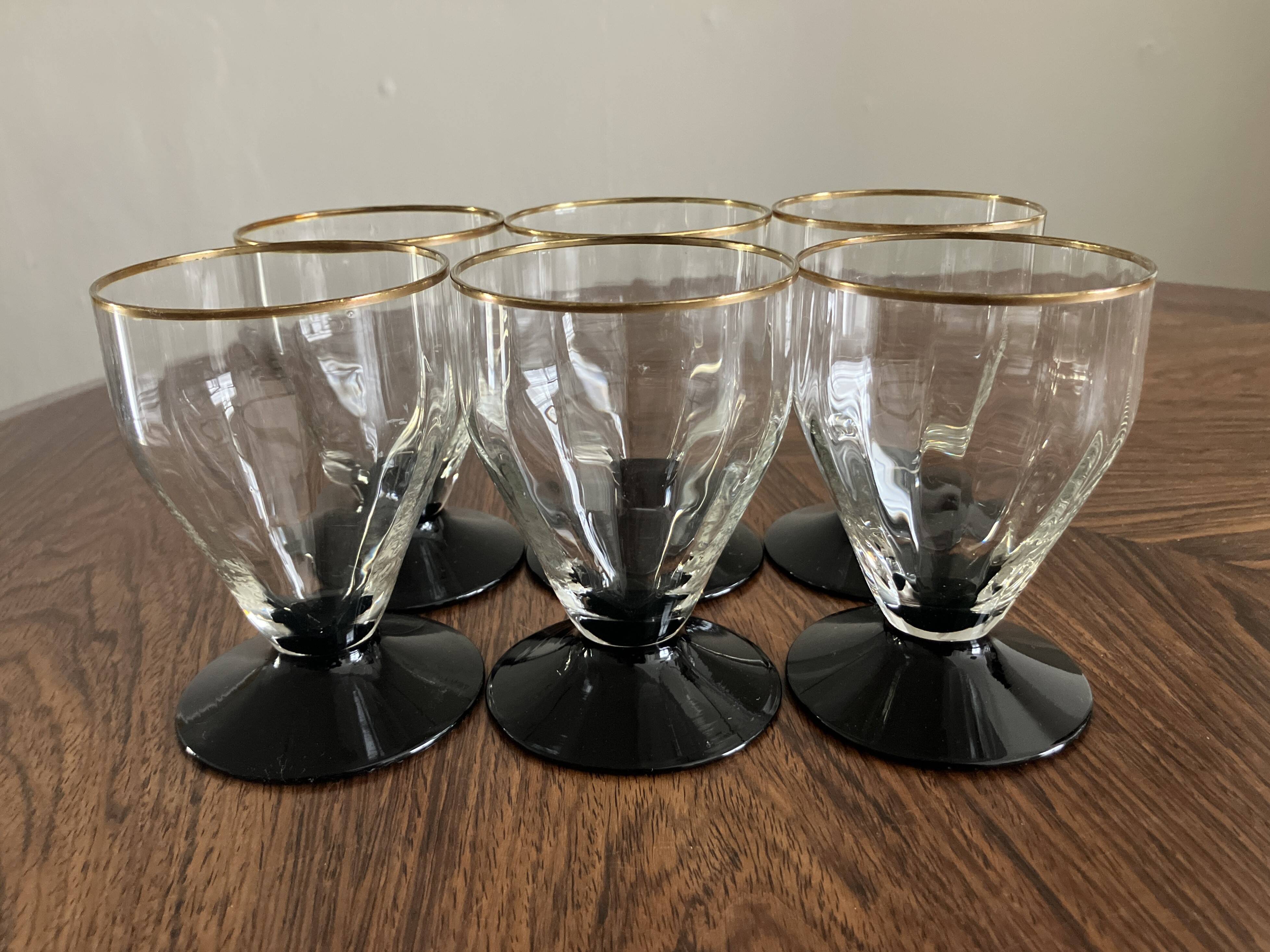 Suite de 6 verres Art Déco, années 30