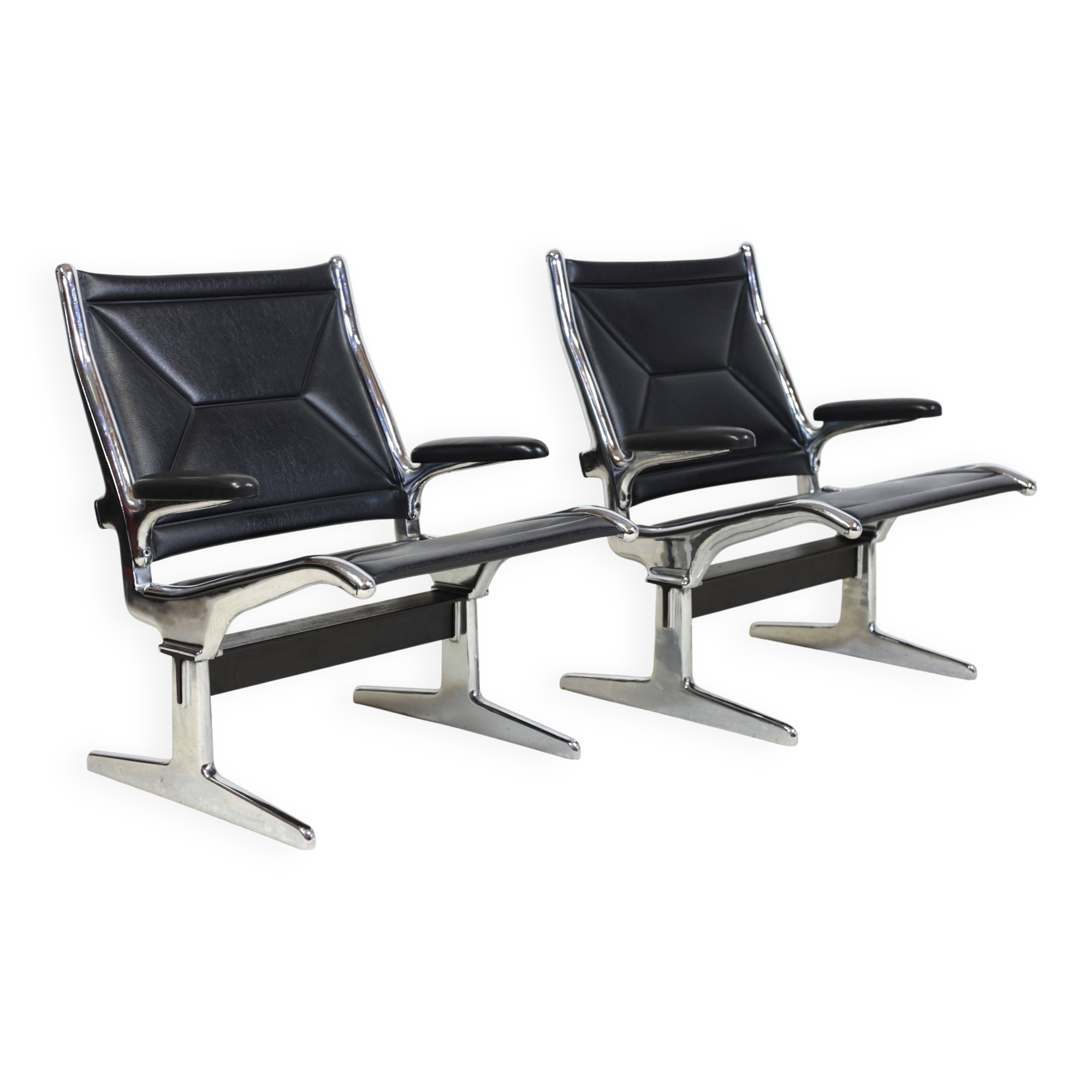 Pair of chairs by Charles and Ray Eames