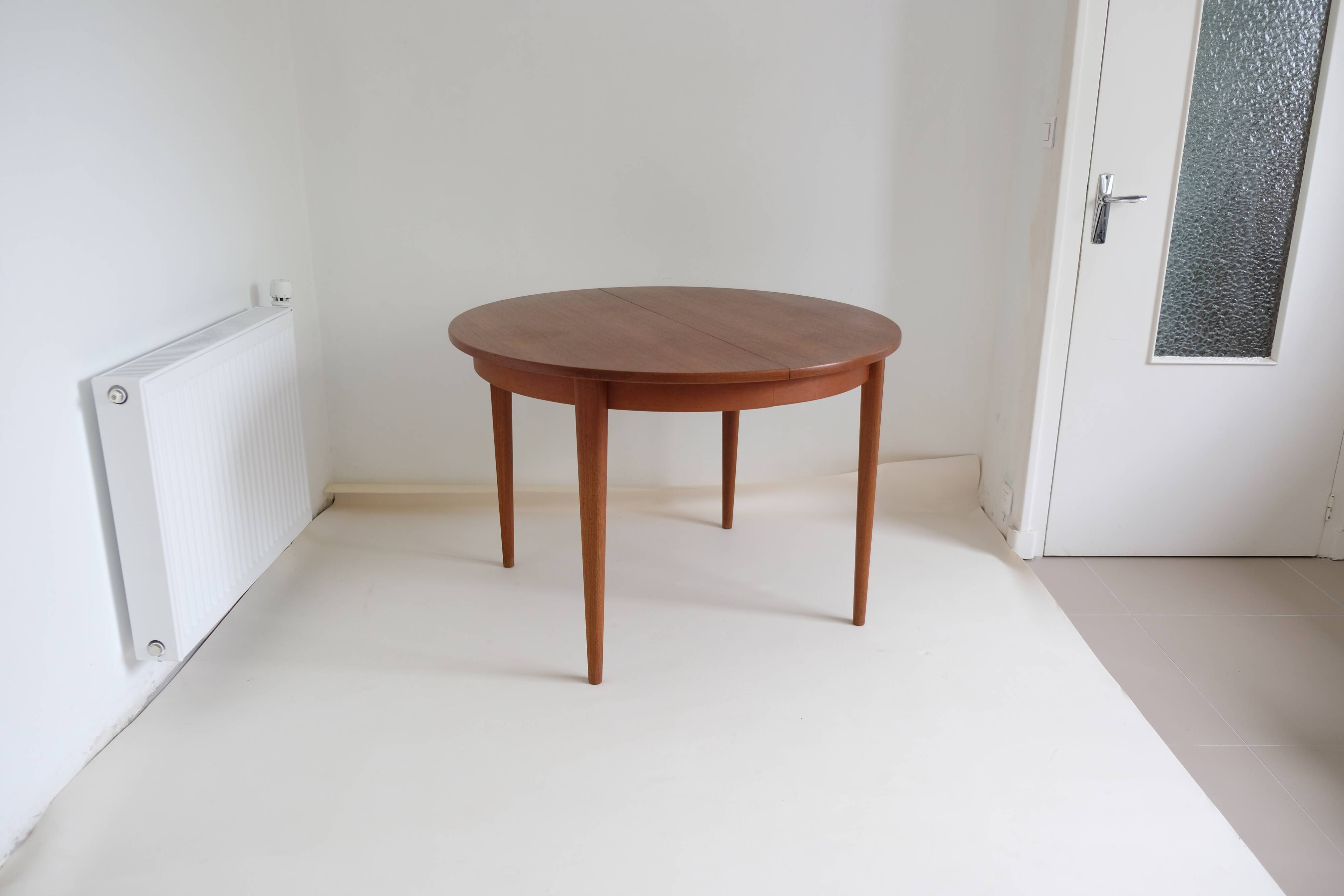 Table ronde extensible en teck