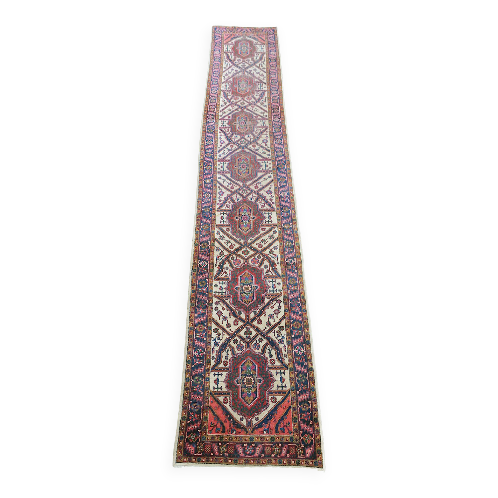 Heriz runner rug 558 cm x 90 cm, 1920s-1930s