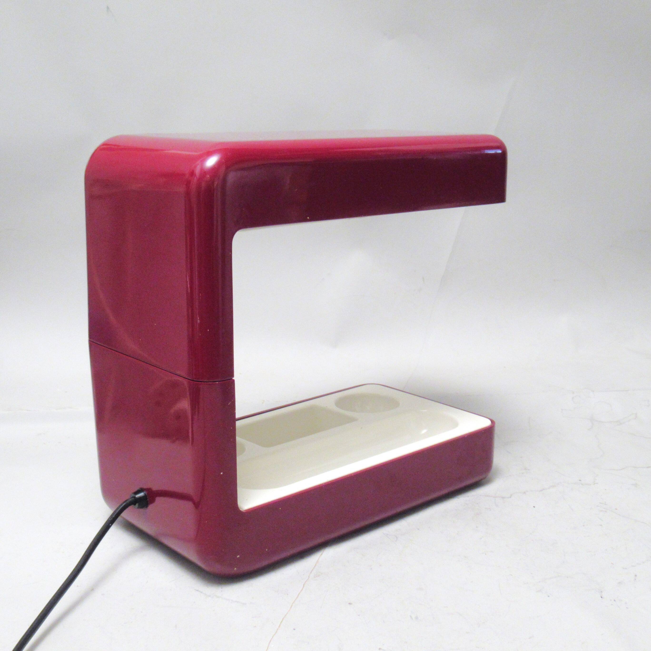 Isos burgundy lamp Giotto Stoppino Tronconi 1972