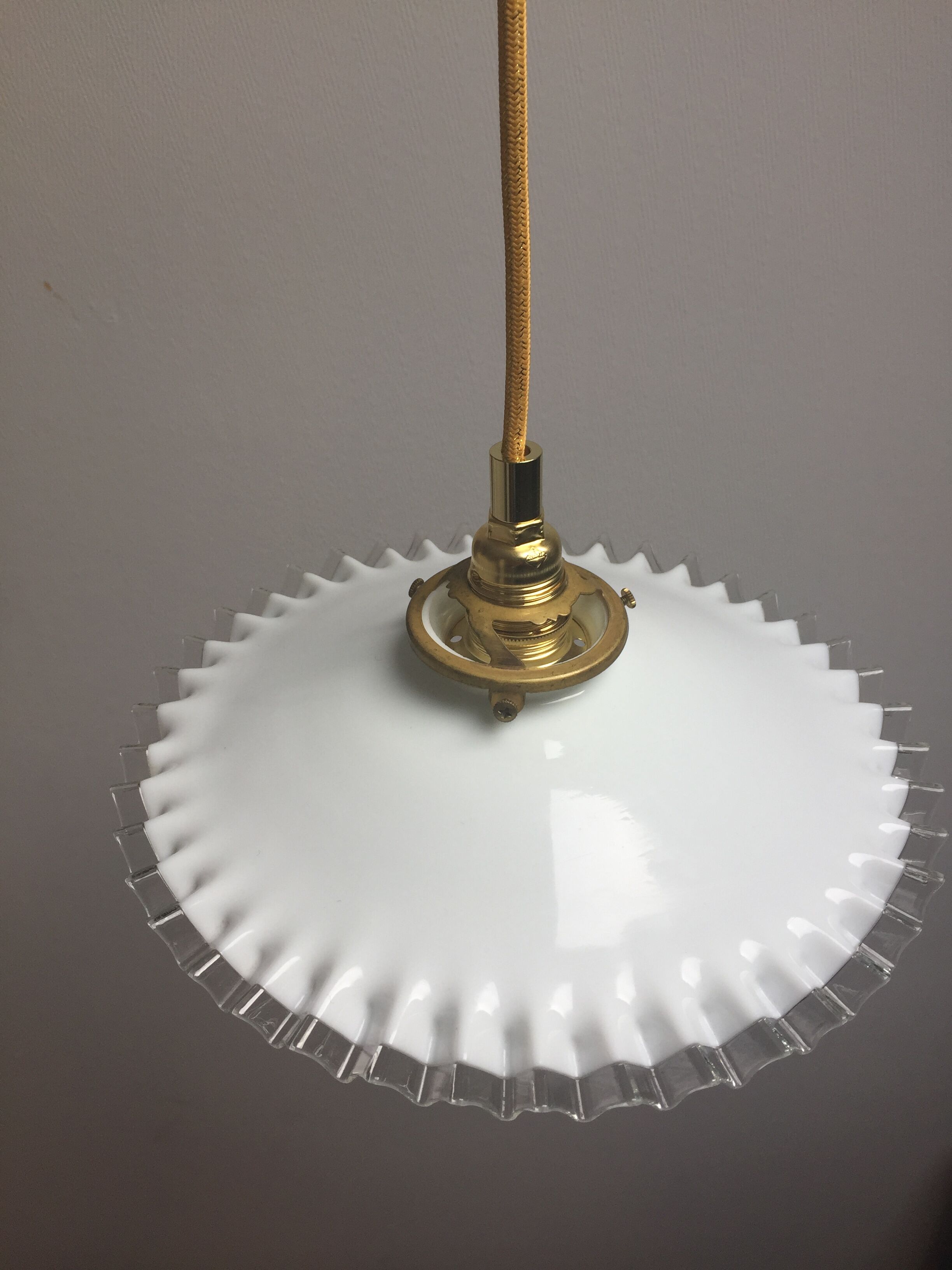 Old heads white opaline