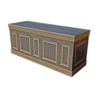 Former grocery store counter
