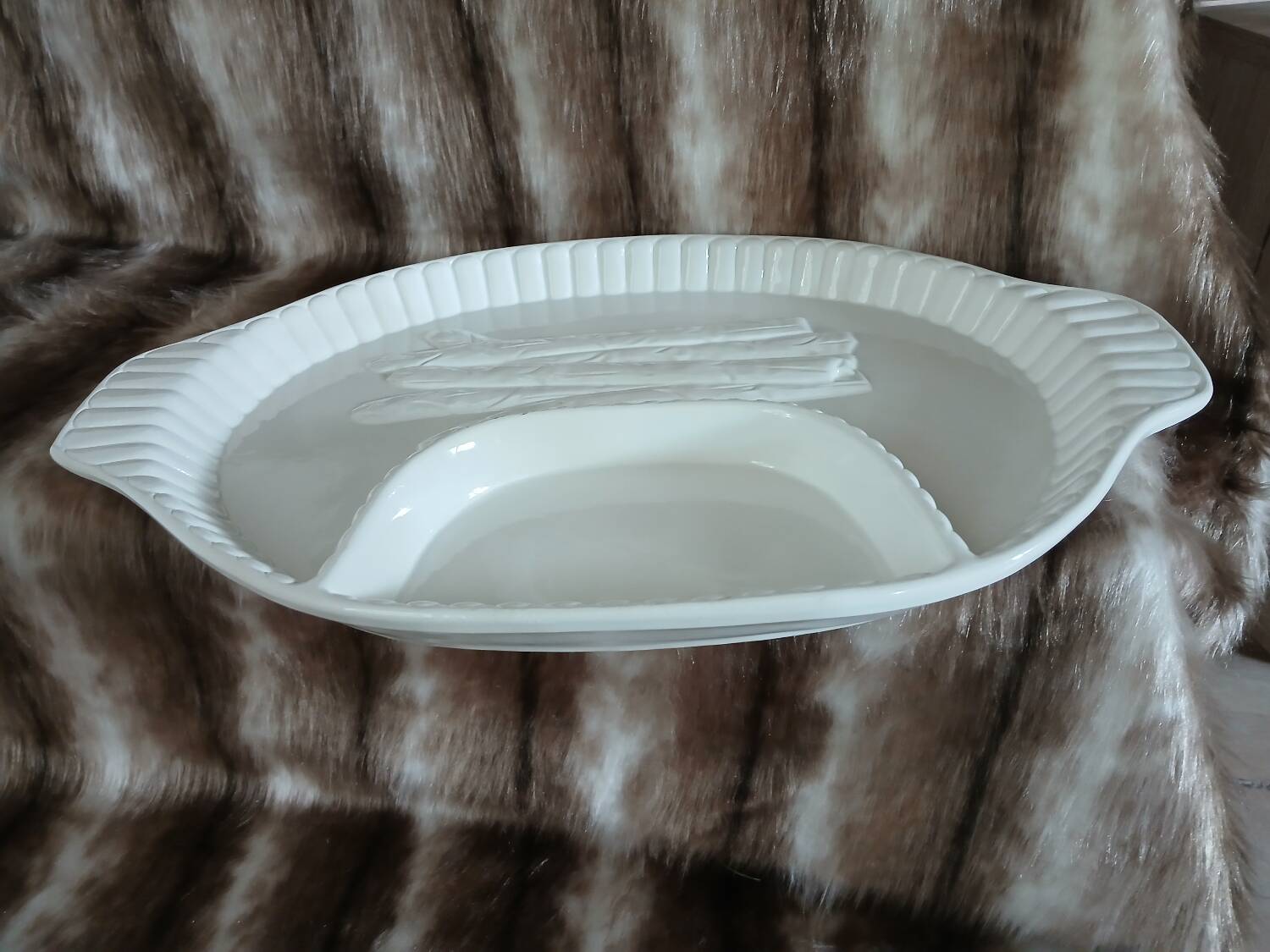 Large vintage earthenware dish