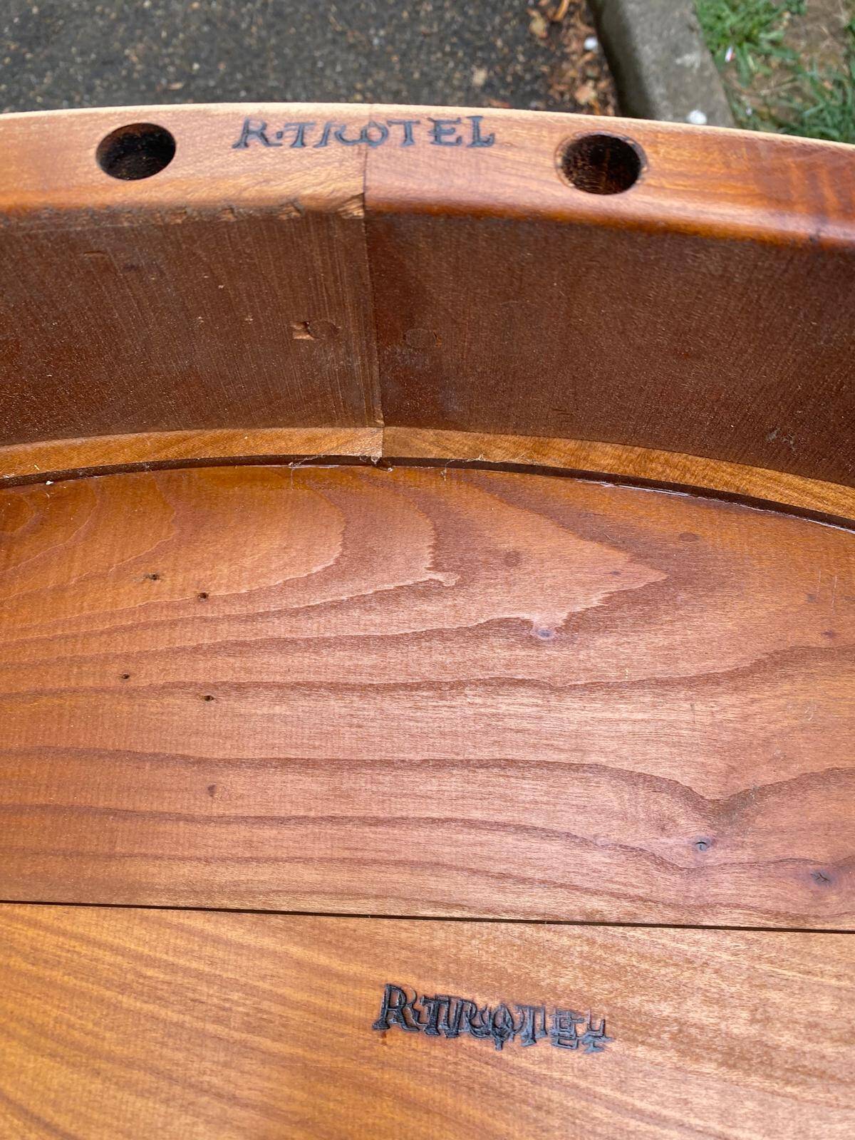 Round extendable dining table stripped in cherry wood Louis XVI René Trotel 1