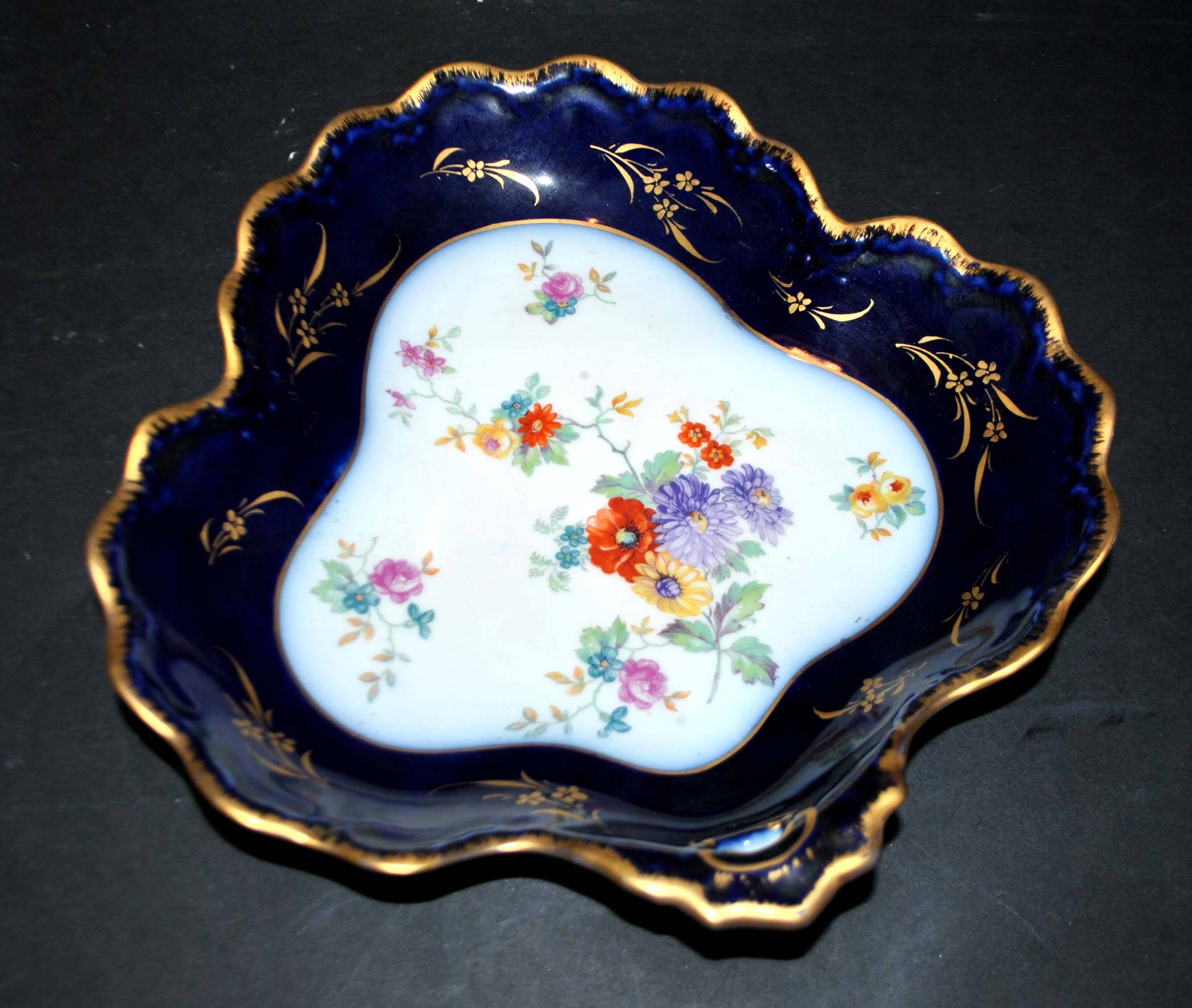 Cobalt blue polylobed basket bowl in LIMOGES Pallas porcelain 1930-40