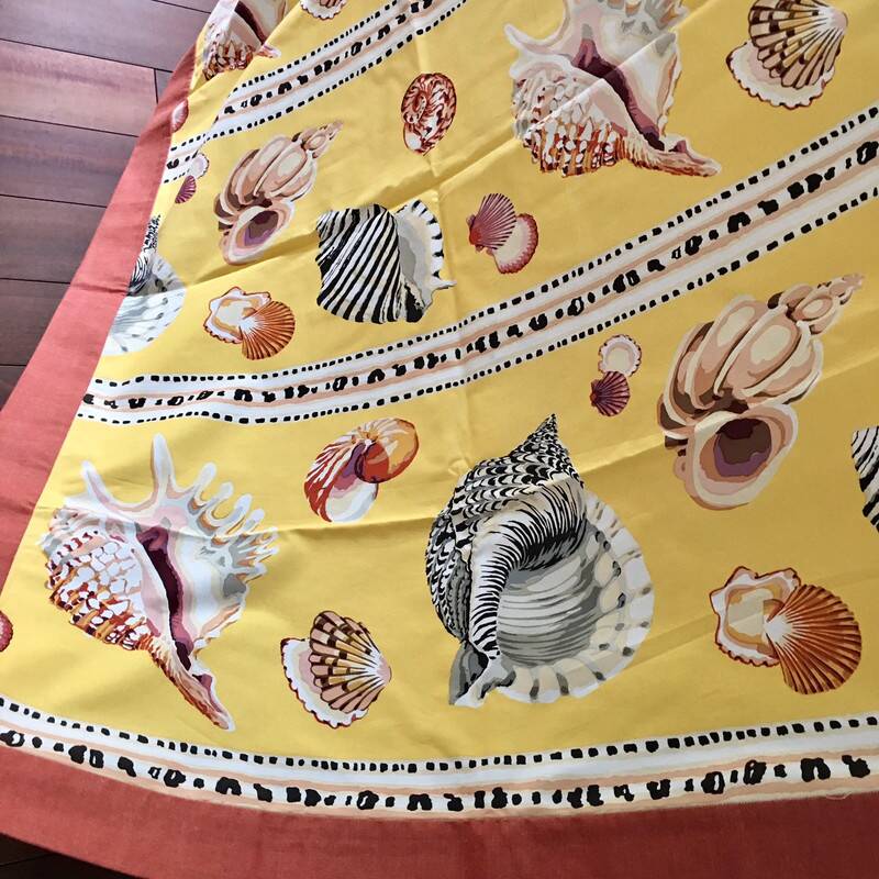 Grey Watkins Seashells Tablecloth 140x190 cm Cotton