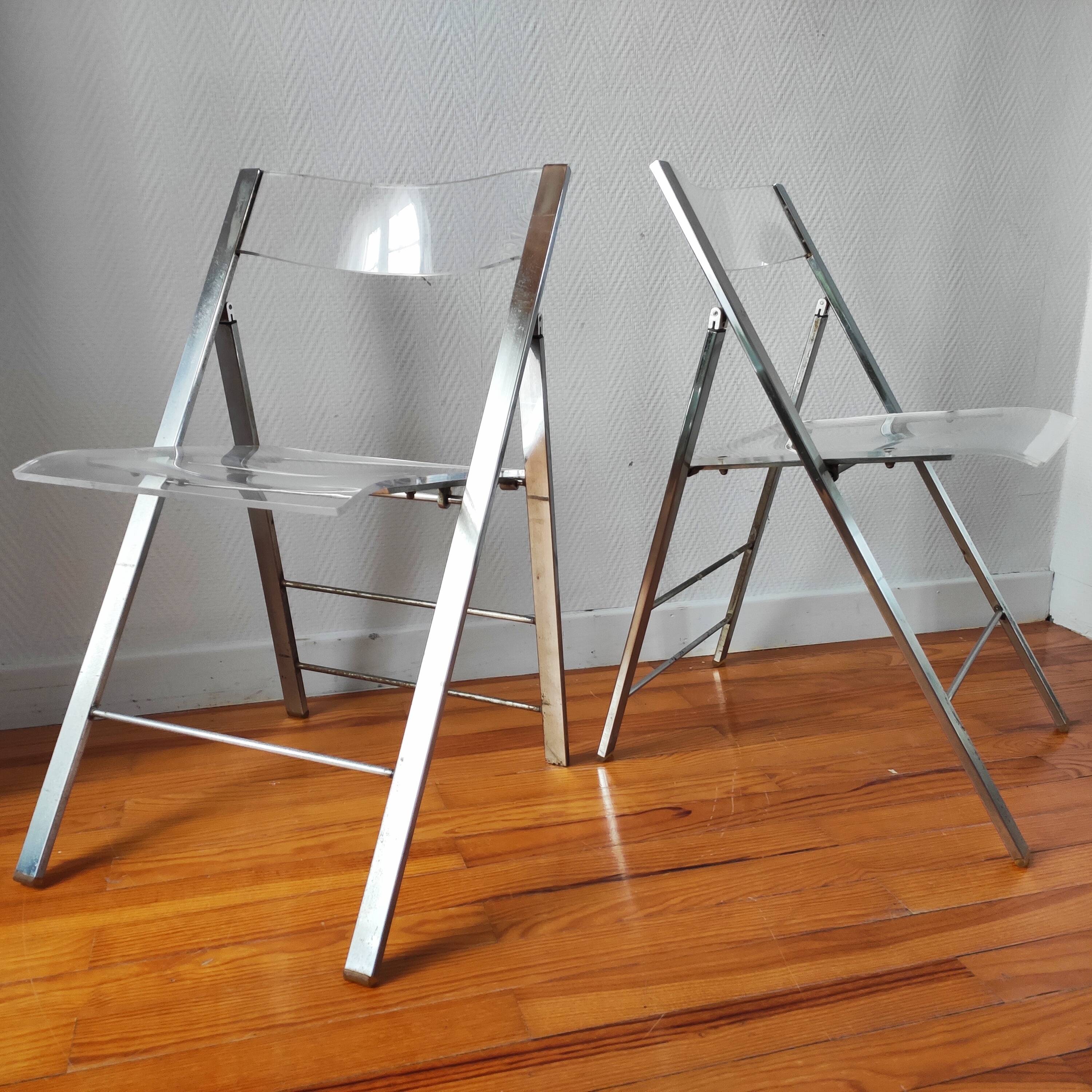 Pair of vintage 1970s plexiglass folding chairs