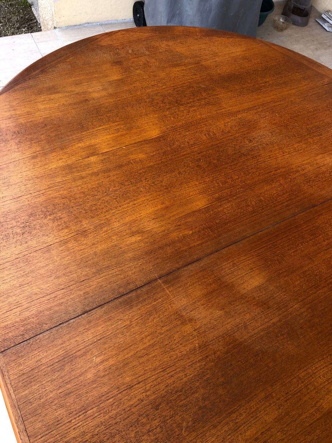 Baumann oval table in solid teak