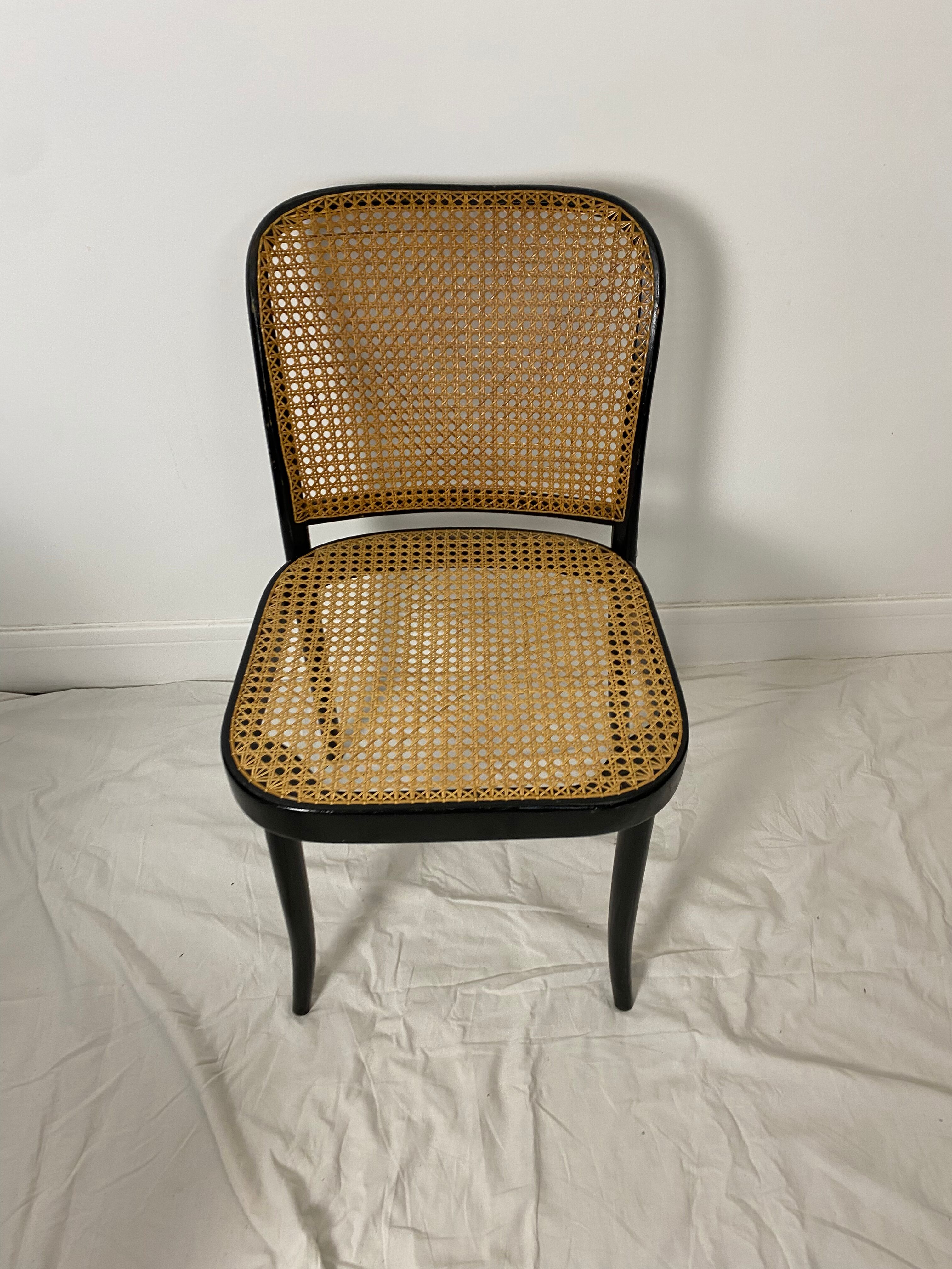Chaise cannage et bois courbé Josef Hoffman n811