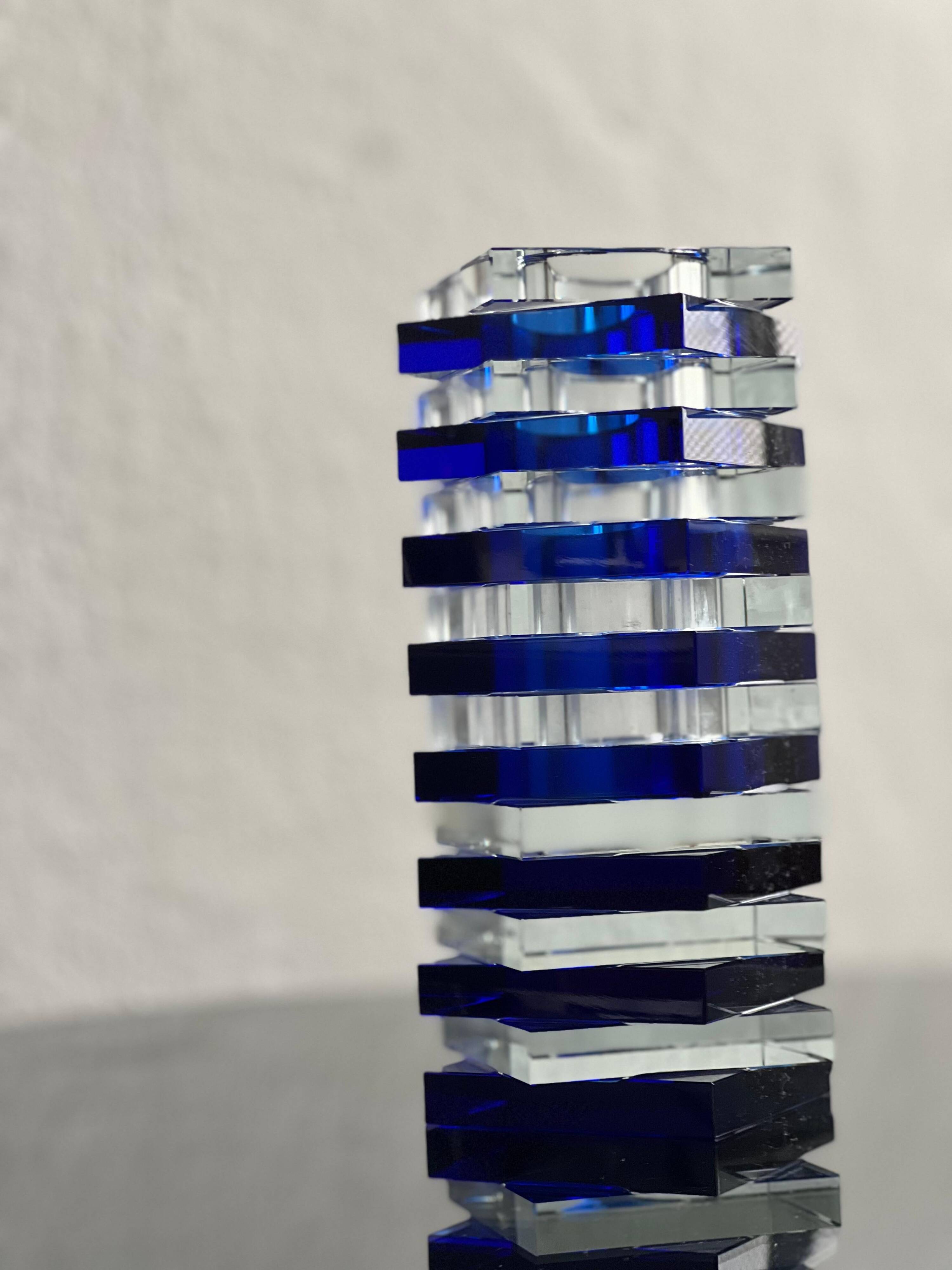Fontana Arte sculpture, rationalist 1960's bicolor stratified glass vase