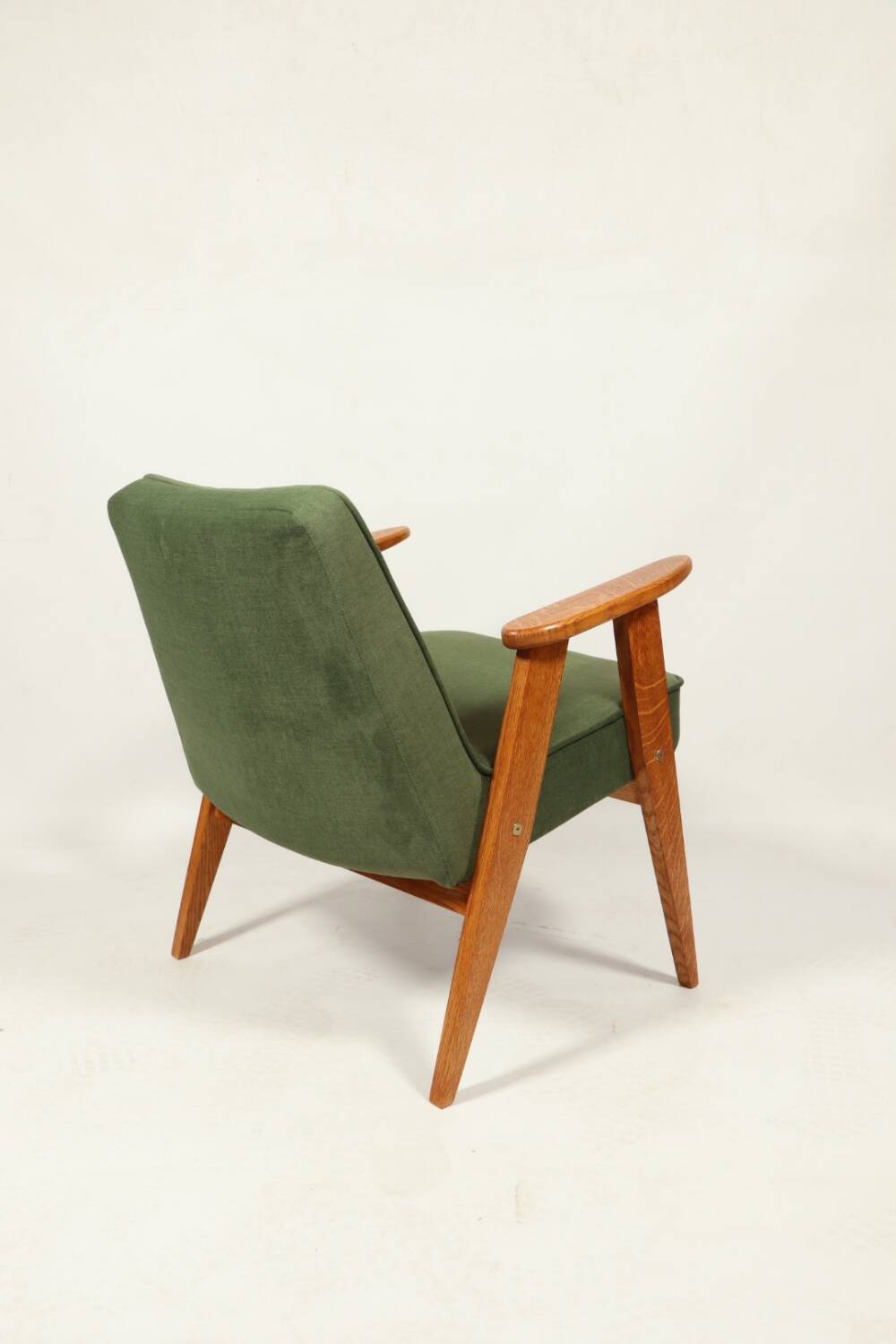 Fauteuil vintage moderne chêne clair vert royal 1962 design par Chierowski