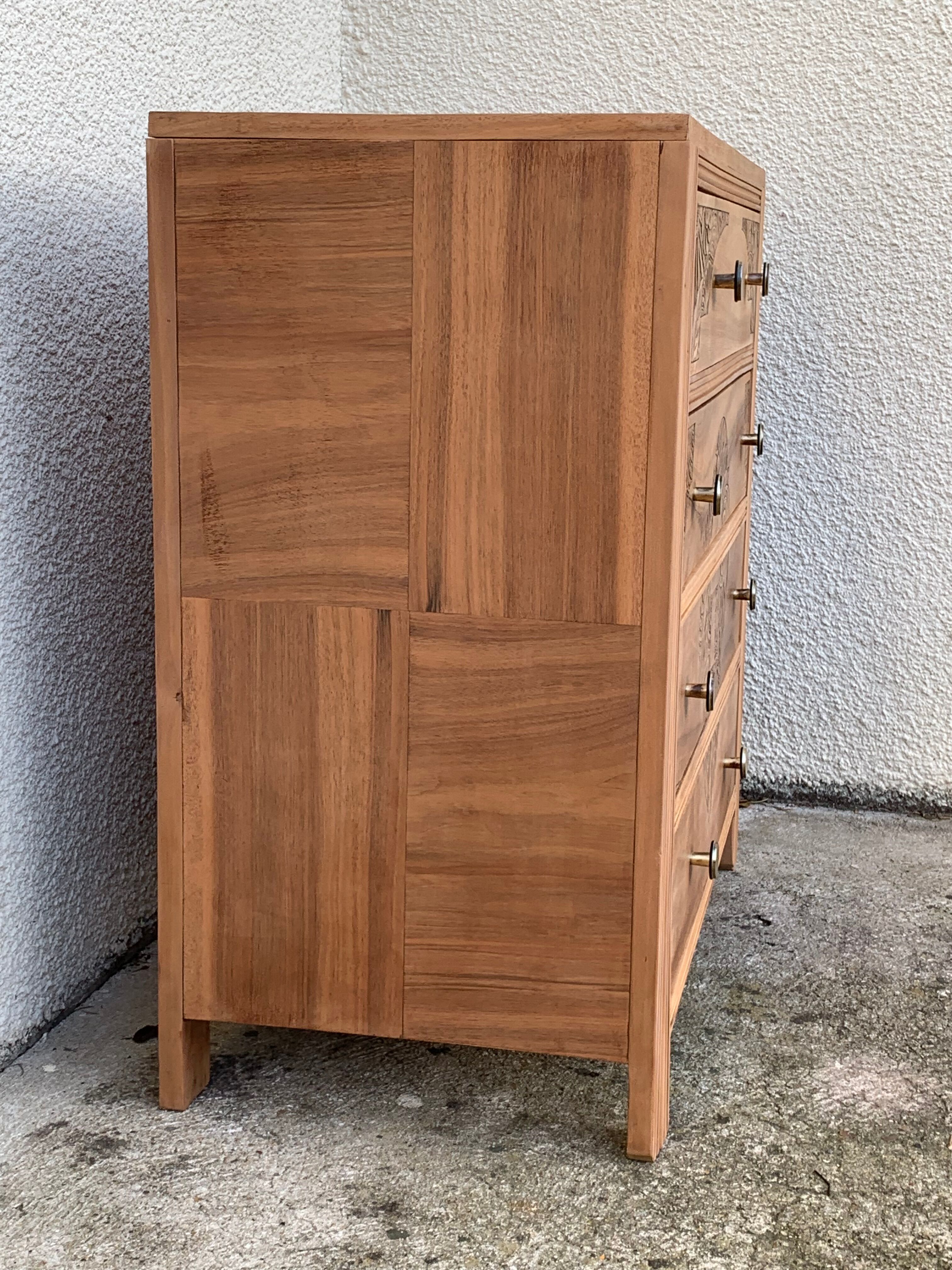 Art Deco chest of drawers Blond walnut 1930
