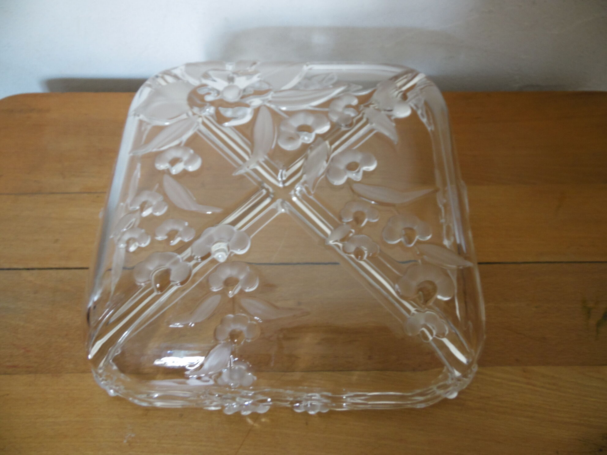 Plat a compartiment en verre epais deco laqué