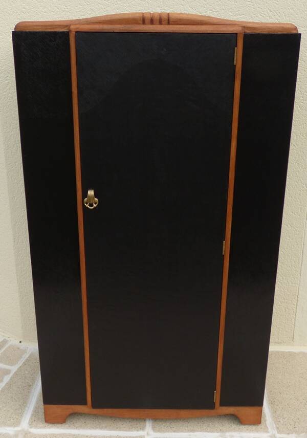 Compact cabinet by lebus, circa 1960s