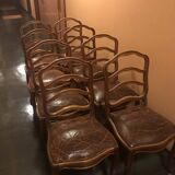 Huit chaises de salle à manger ancienne