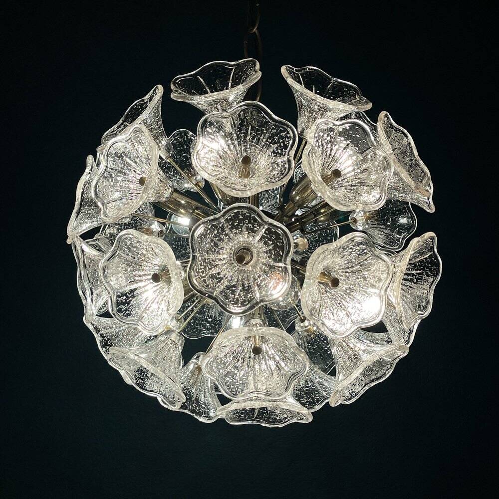 Large Sputnik flower pendant in Murano by Paolo Venini for Veart, Italy, 1960s.
