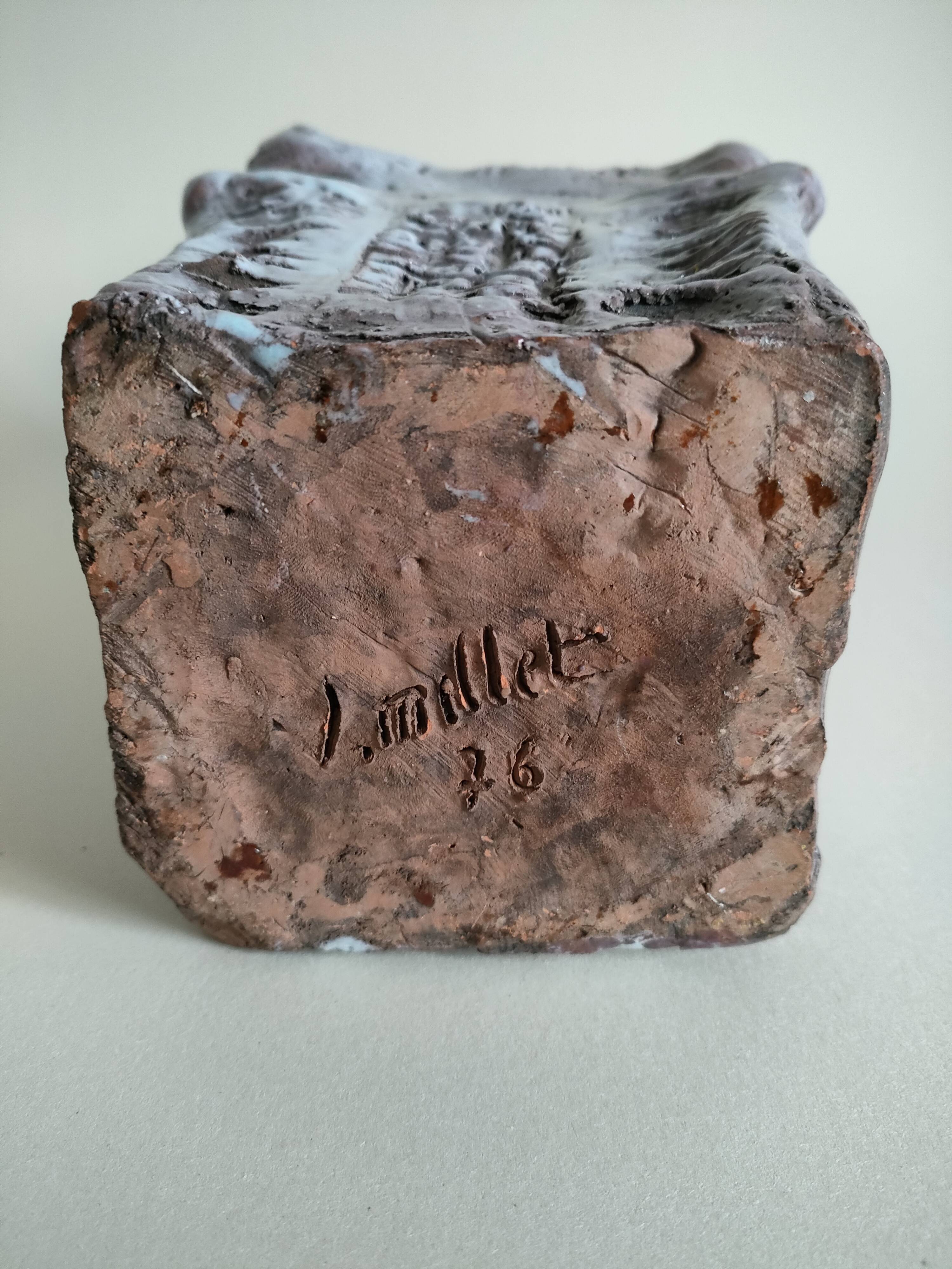 Sculpture vase