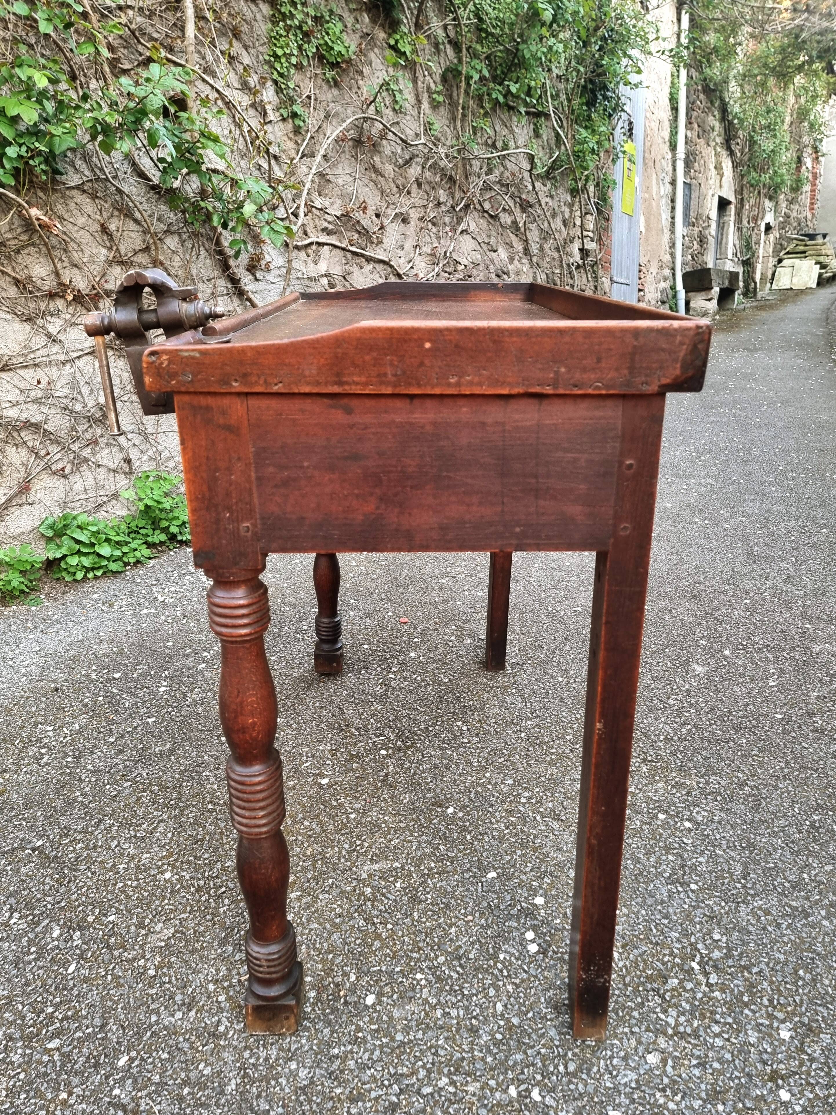French antique watchmaker's bench – Table with drawers, vice, and original sliding leather surface – circa 1900