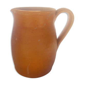 Large water pitcher in matte sandstone
