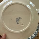4 ironstone plates