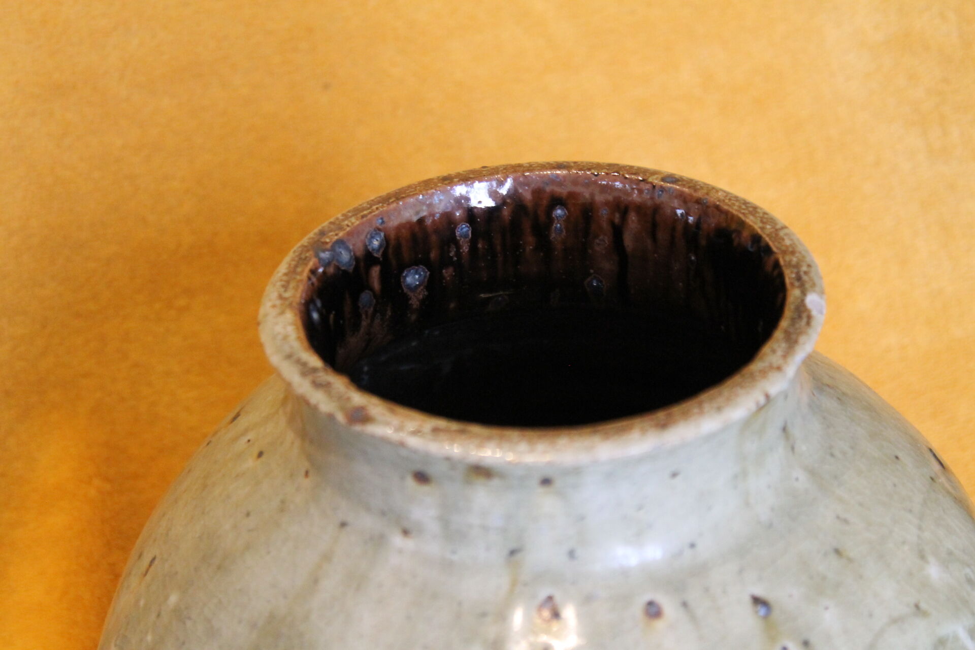 Ceramic vase signed Jean-claude Seris