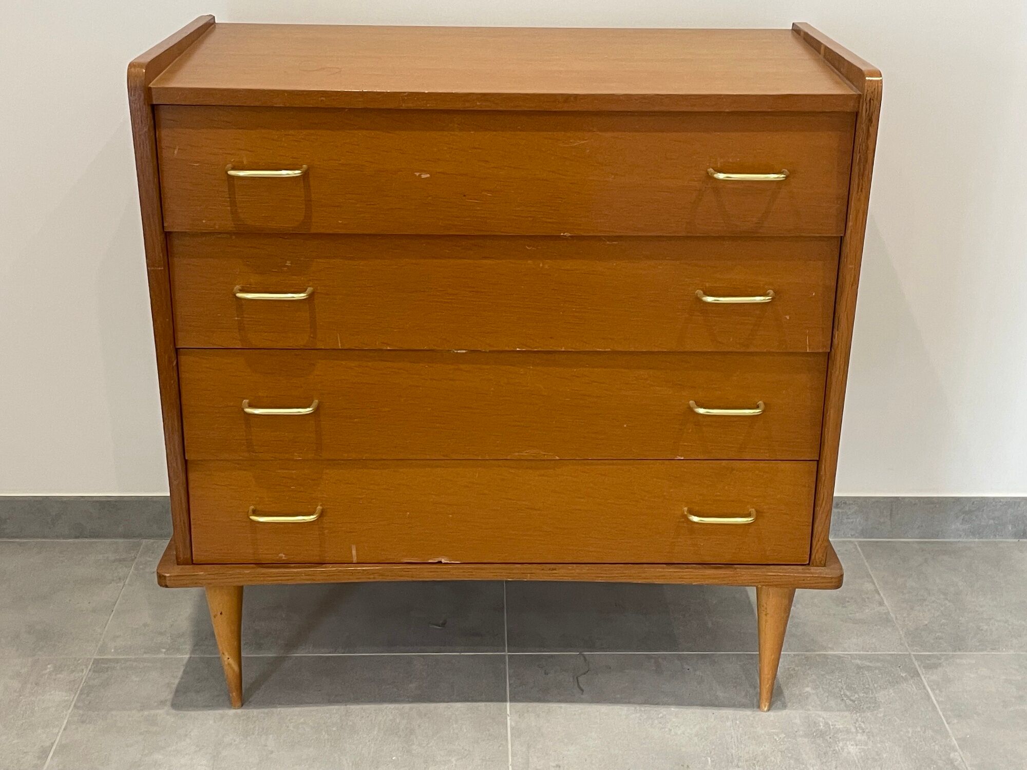 Chest of drawers 4 drawers vintage 1970 to restore