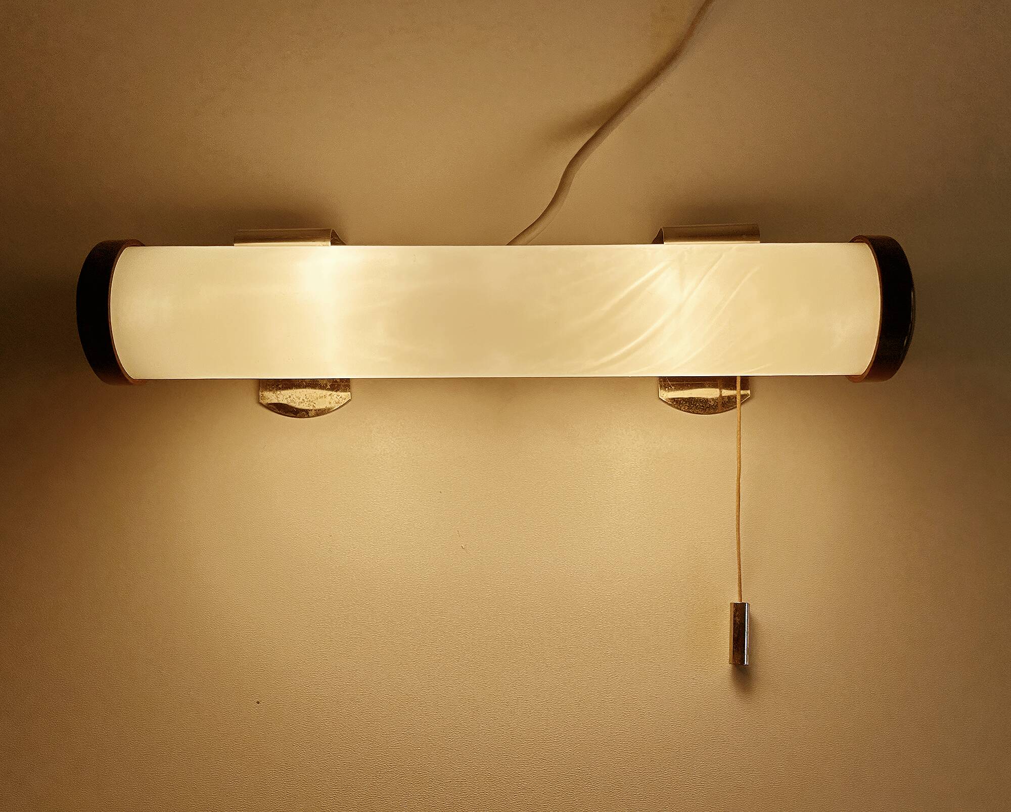 Art Deco Bakelite Night Light Lamp