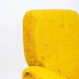 Marco Zanuso pour Artflex. Fauteuils jaune et en laiton doré. Années 1950.