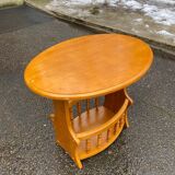 Round oval side table in carved solid wood from the 20th century.