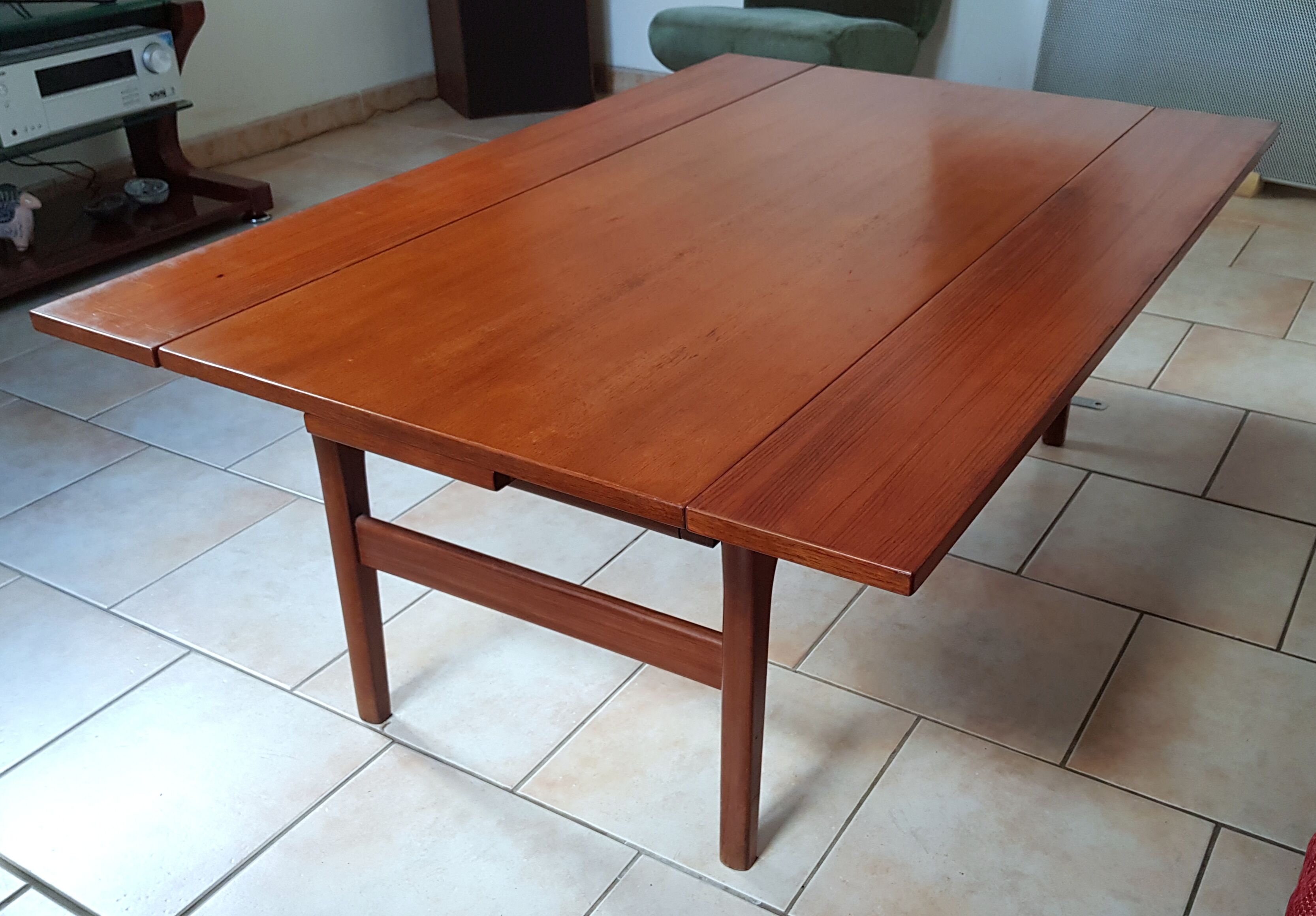 Kai Kristiansen expandable coffee table