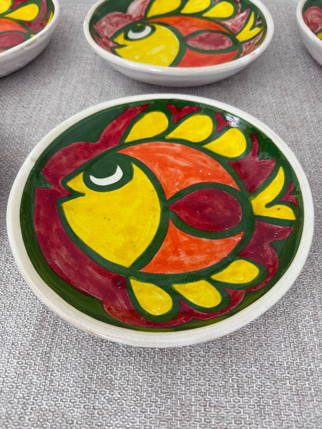 Italian ceramic plate set signed Desimone Italy fish decor 60s vintage