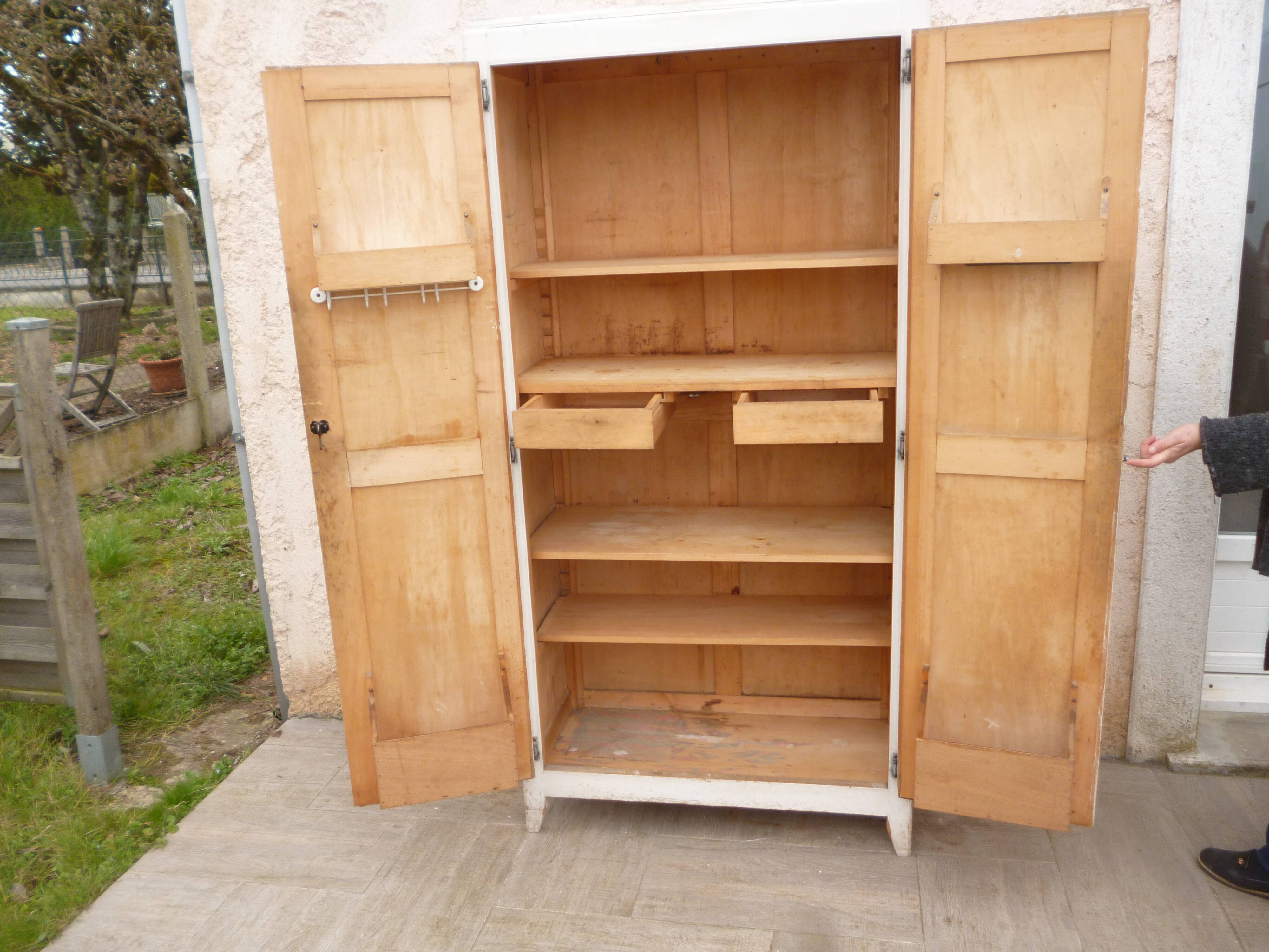Original Parisian interior kitchen cabinet