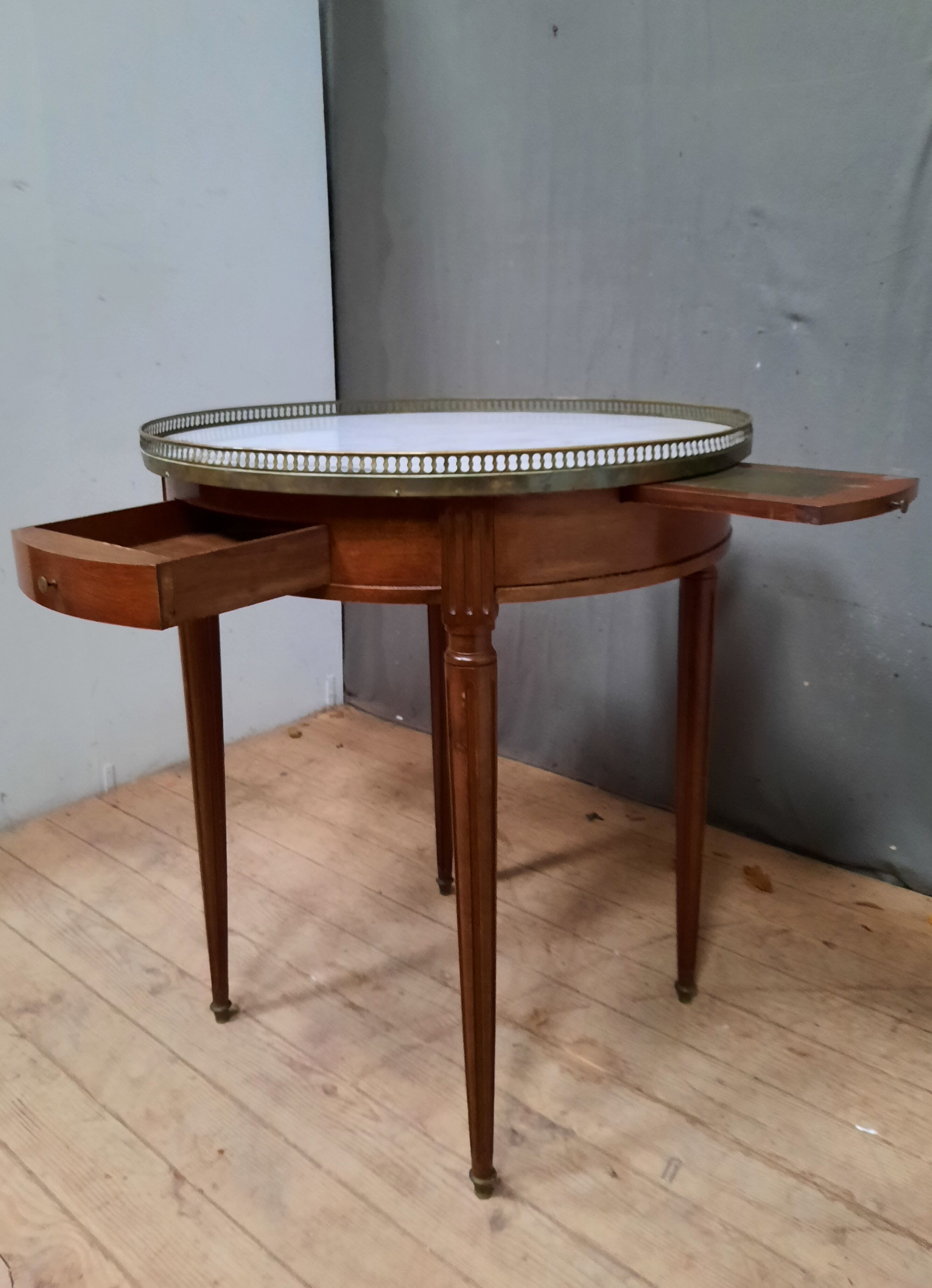 Louis XVI style hot water bottle table