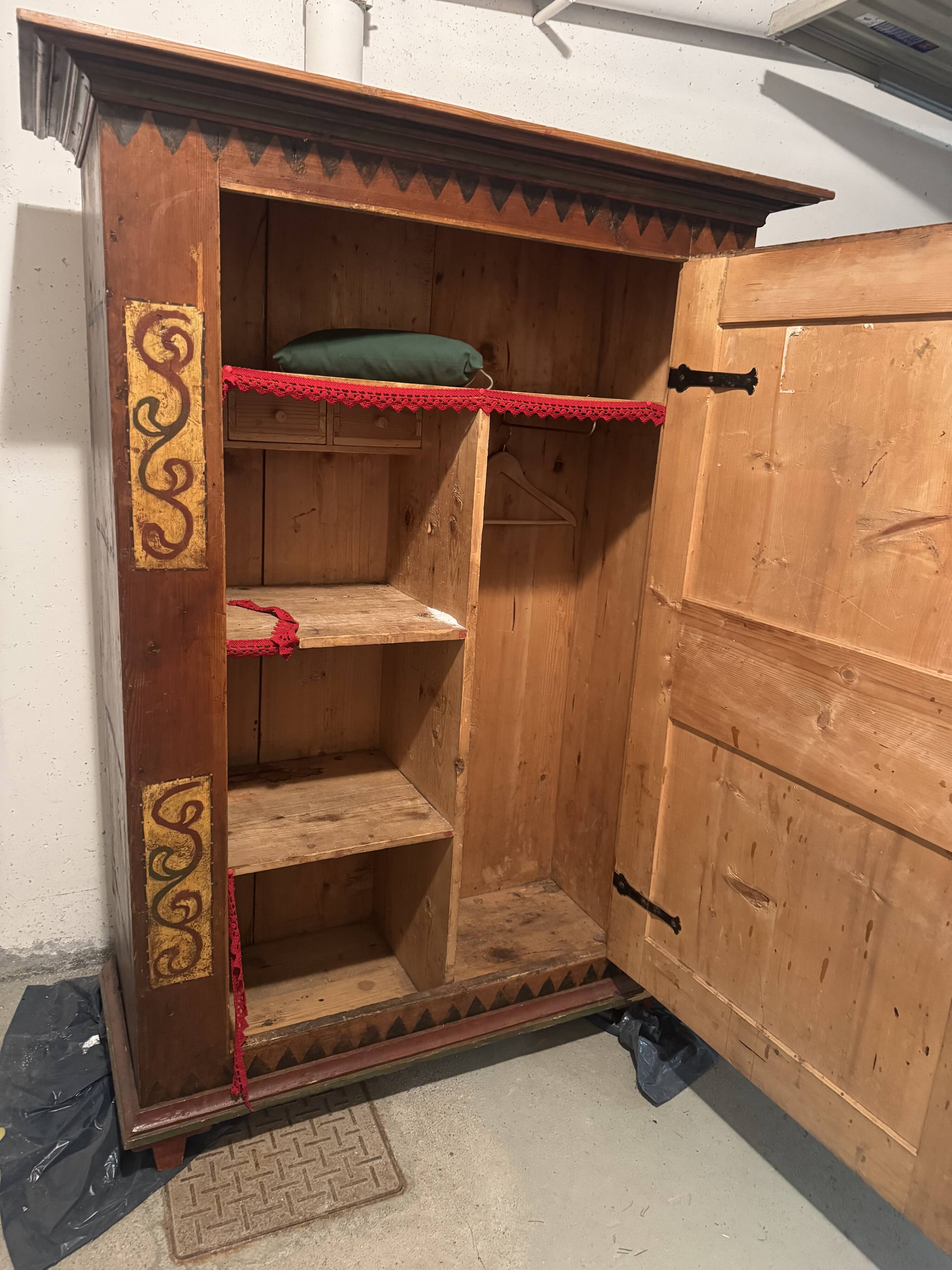 Mountain wardrobe