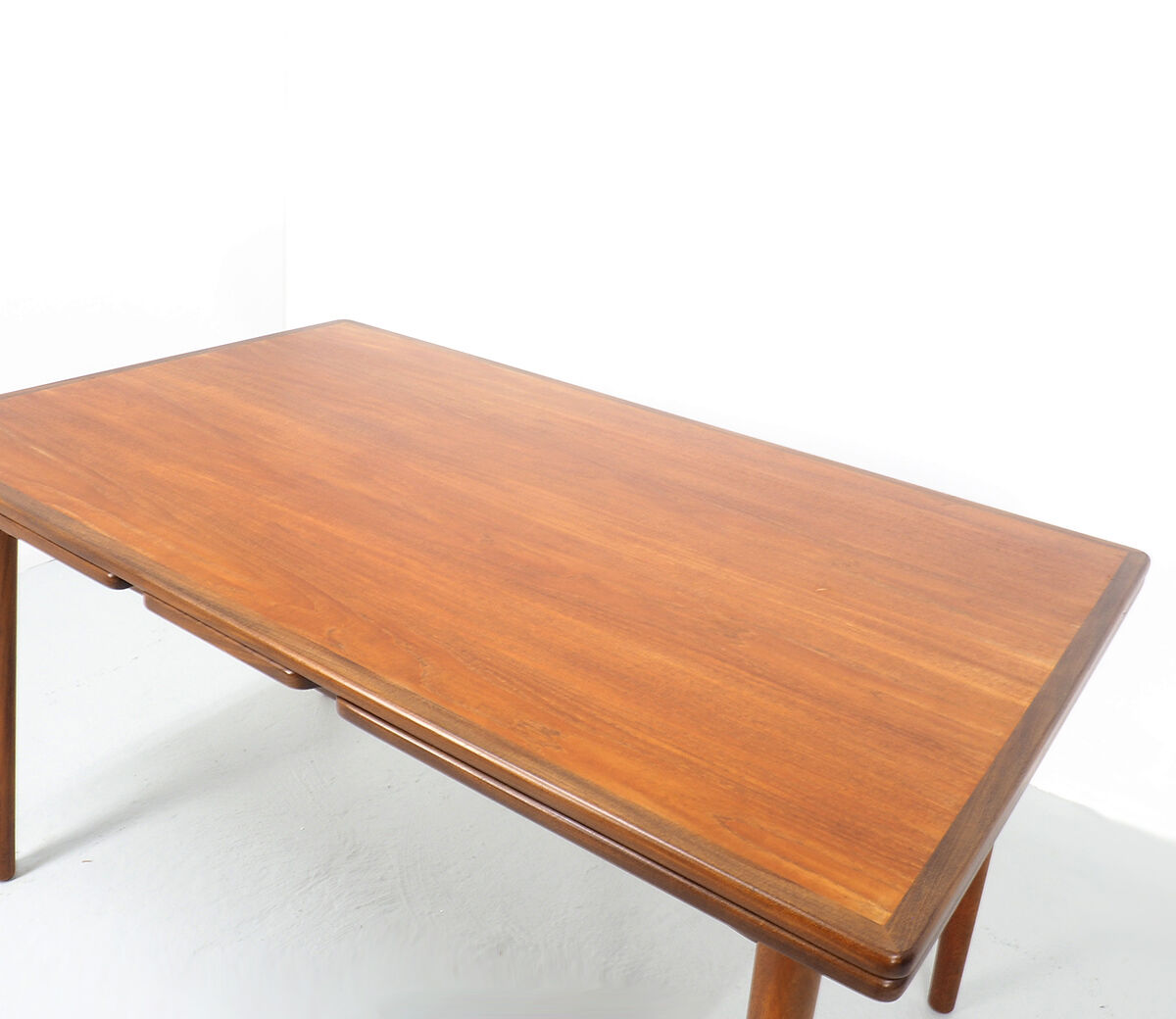 Table extensible en bois de rose de conception danoise, 1960
