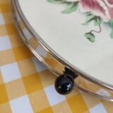 Turntable with earthenware pastry and bakelite floral decoration