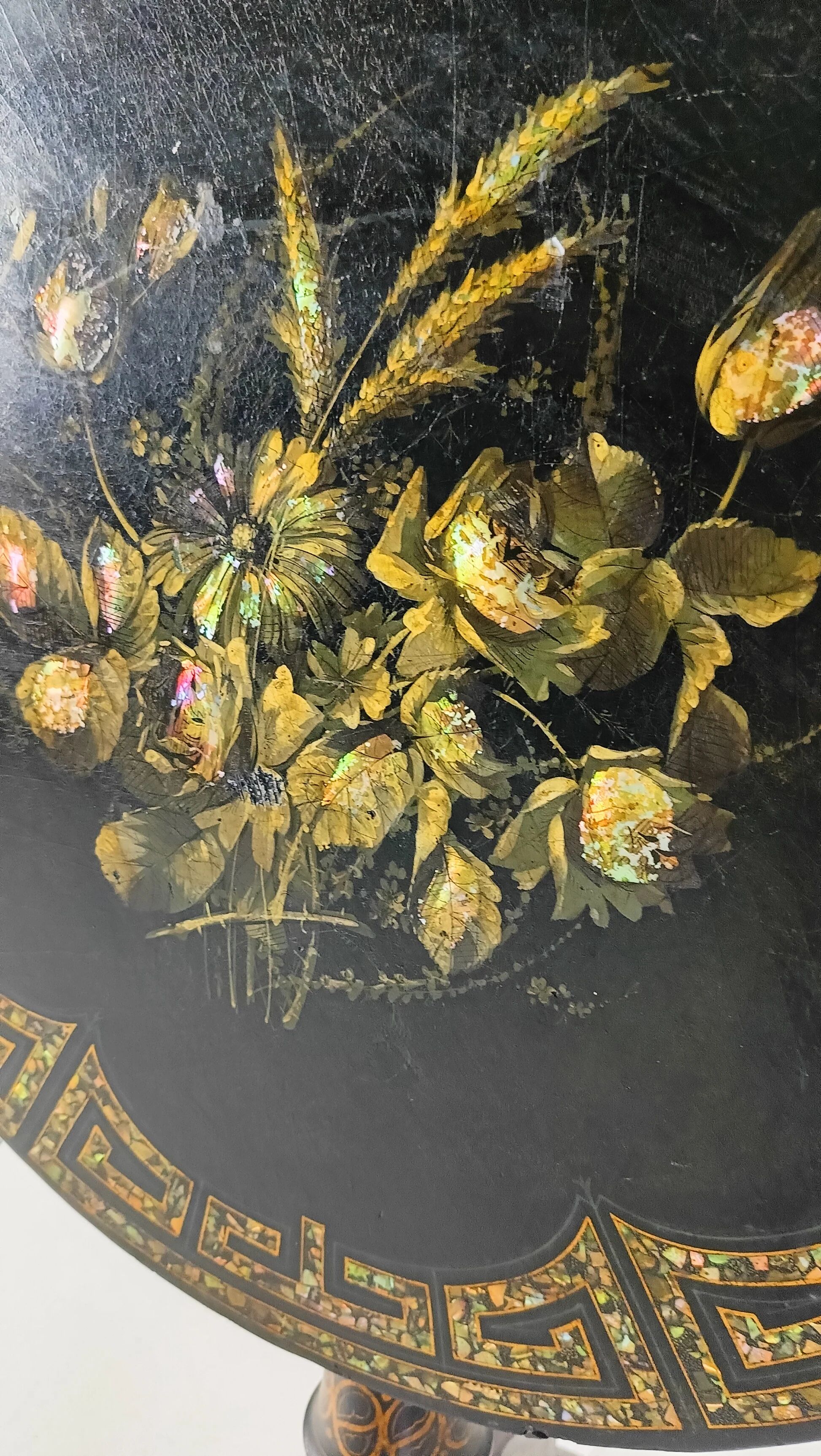 Astonishing Napoleon III tip-top table