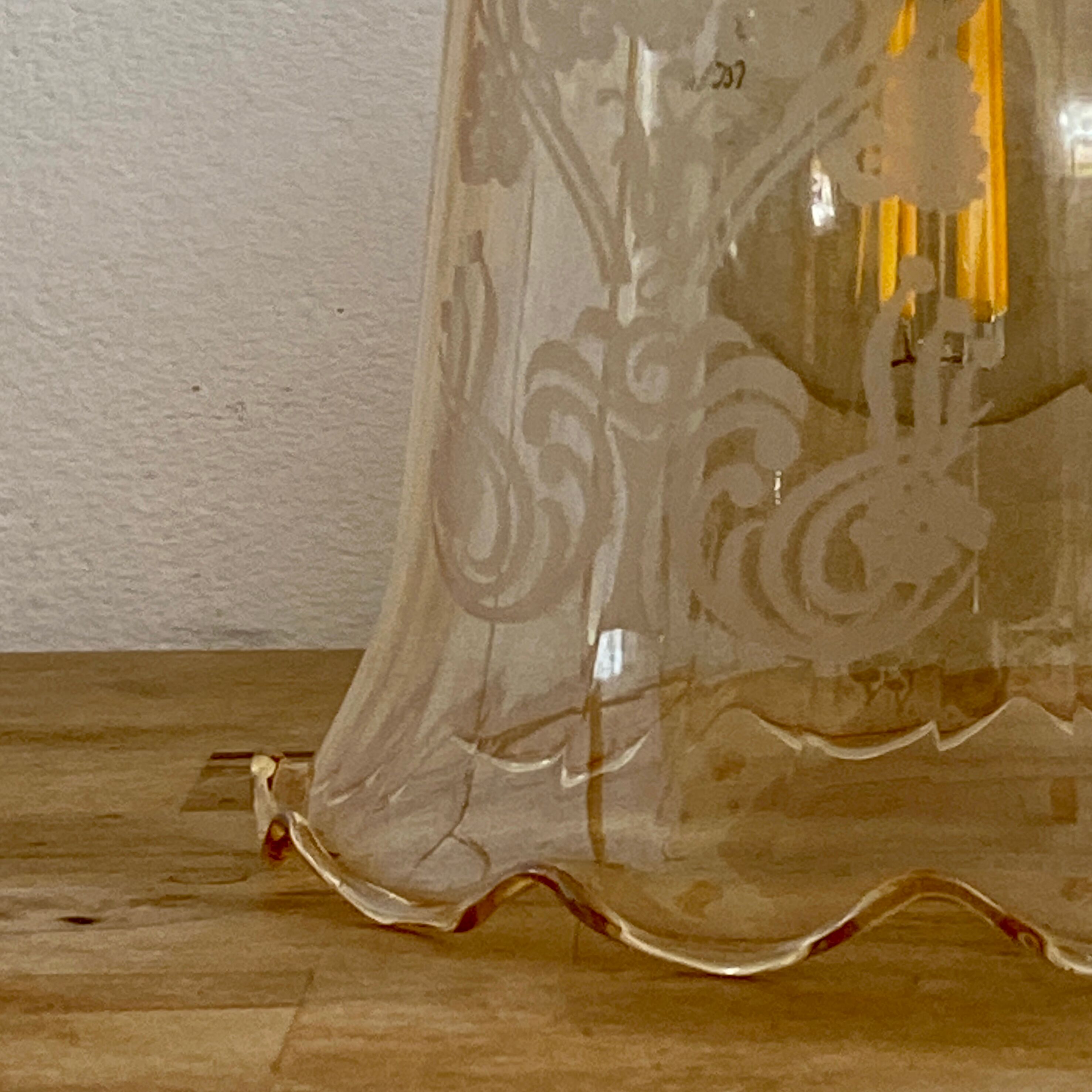 Vintage tulip walking lamp in amber glass