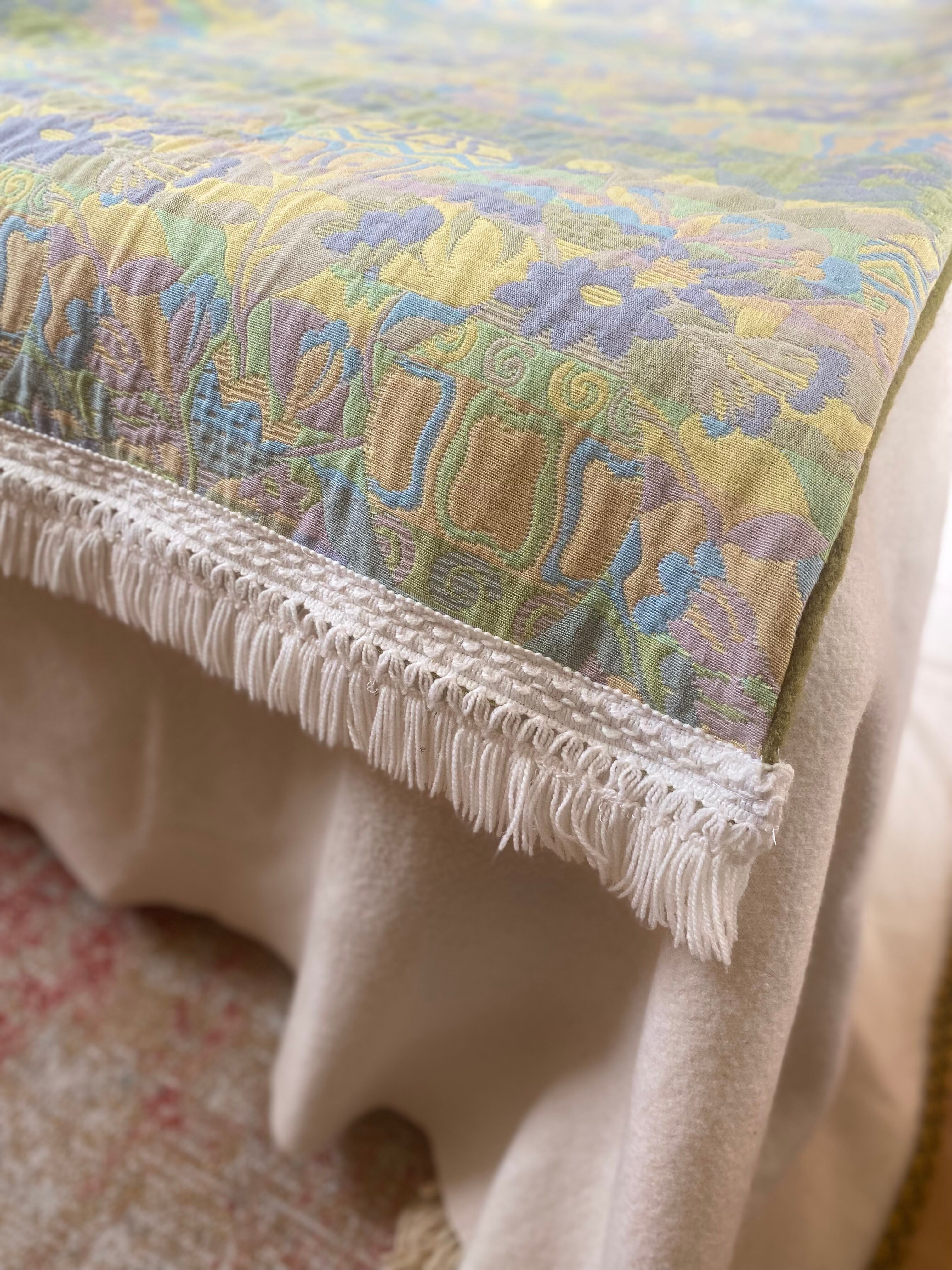 Bedspread - throw with fringes